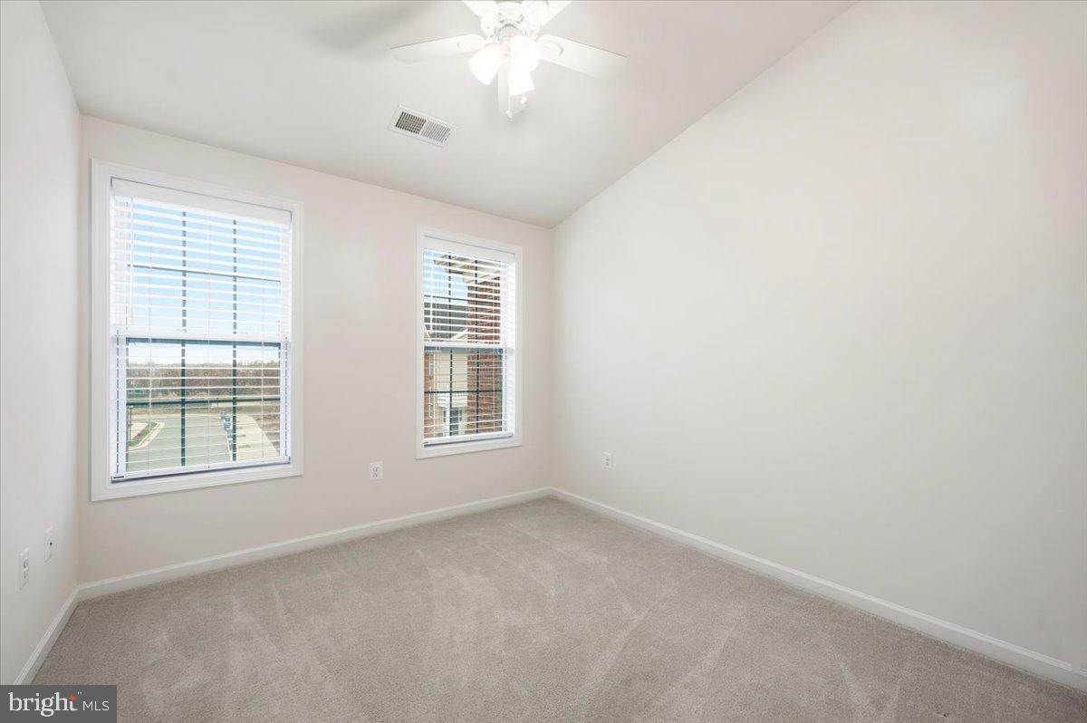 LOUDOUN VALLEY ESTATES 2 - Residential