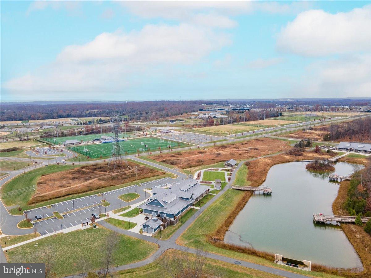 LOUDOUN VALLEY ESTATES 2 - Residential