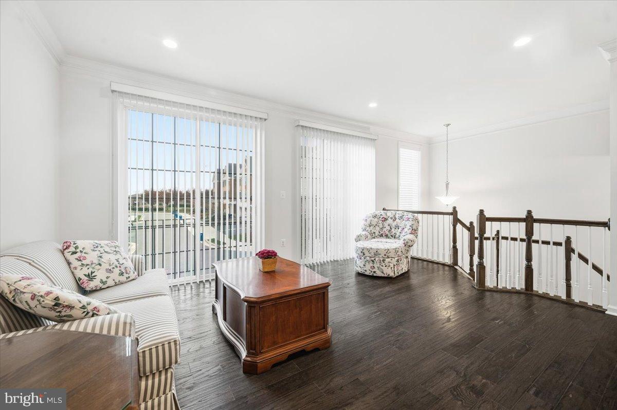 LOUDOUN VALLEY ESTATES 2 - Residential