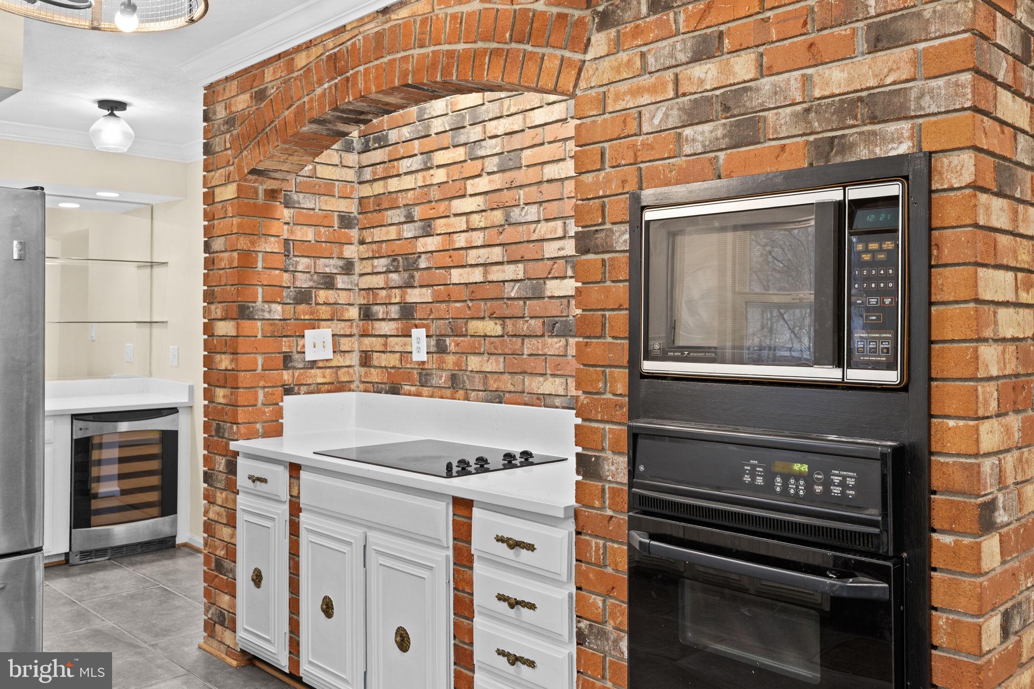 MONTCLAIR - Residential