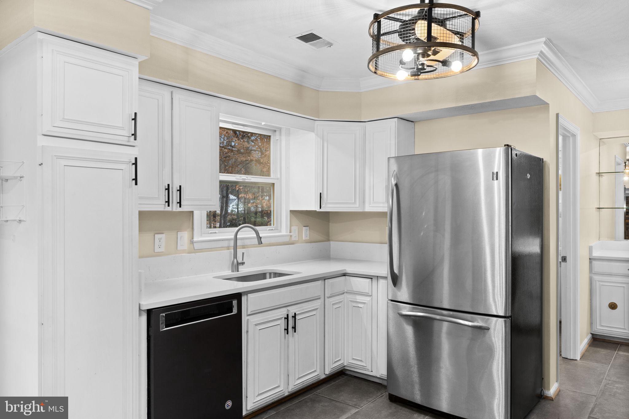 MONTCLAIR - Residential