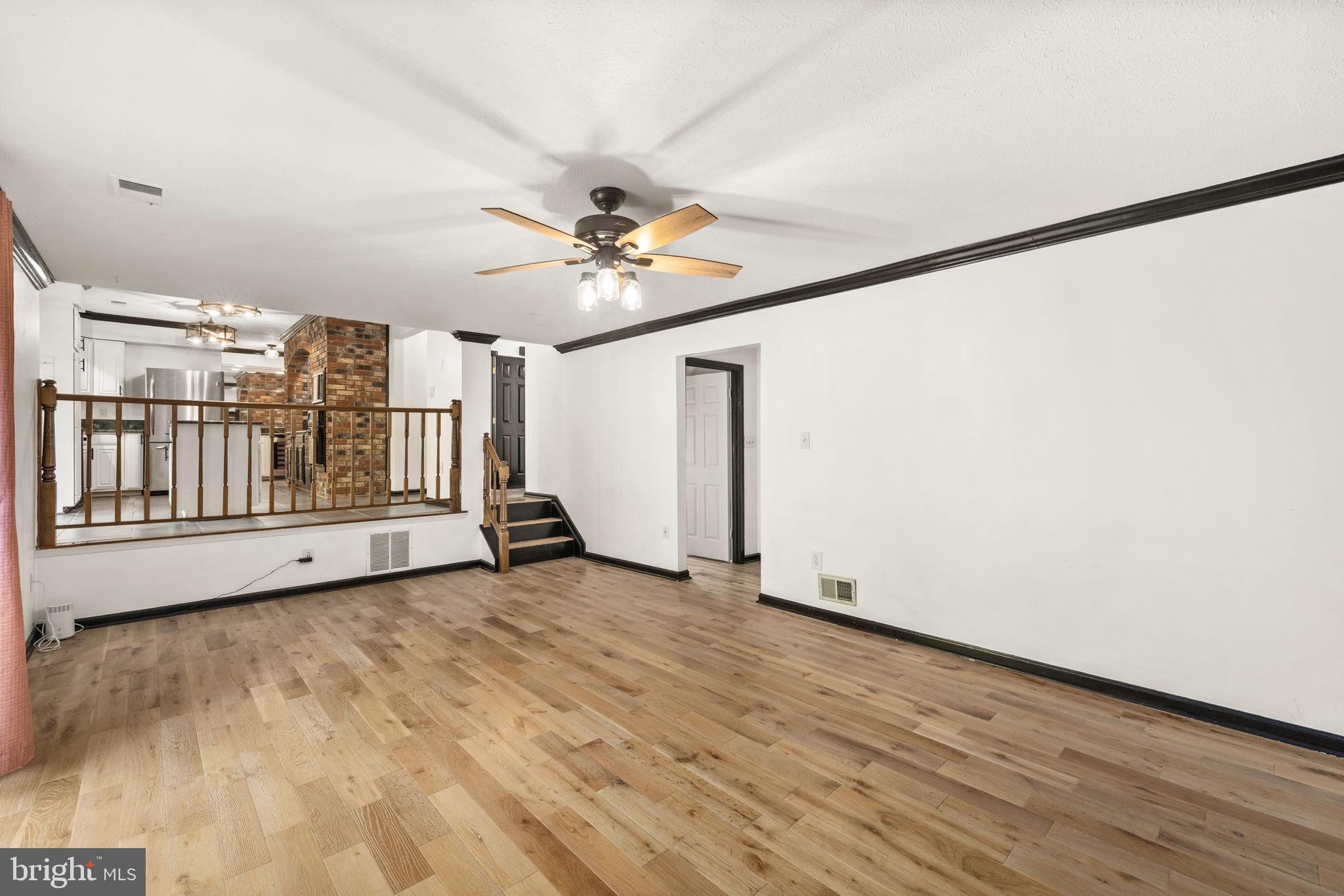 MONTCLAIR - Residential