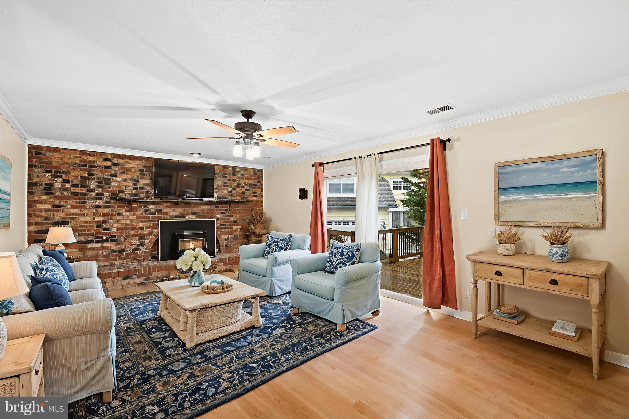 MONTCLAIR - Residential