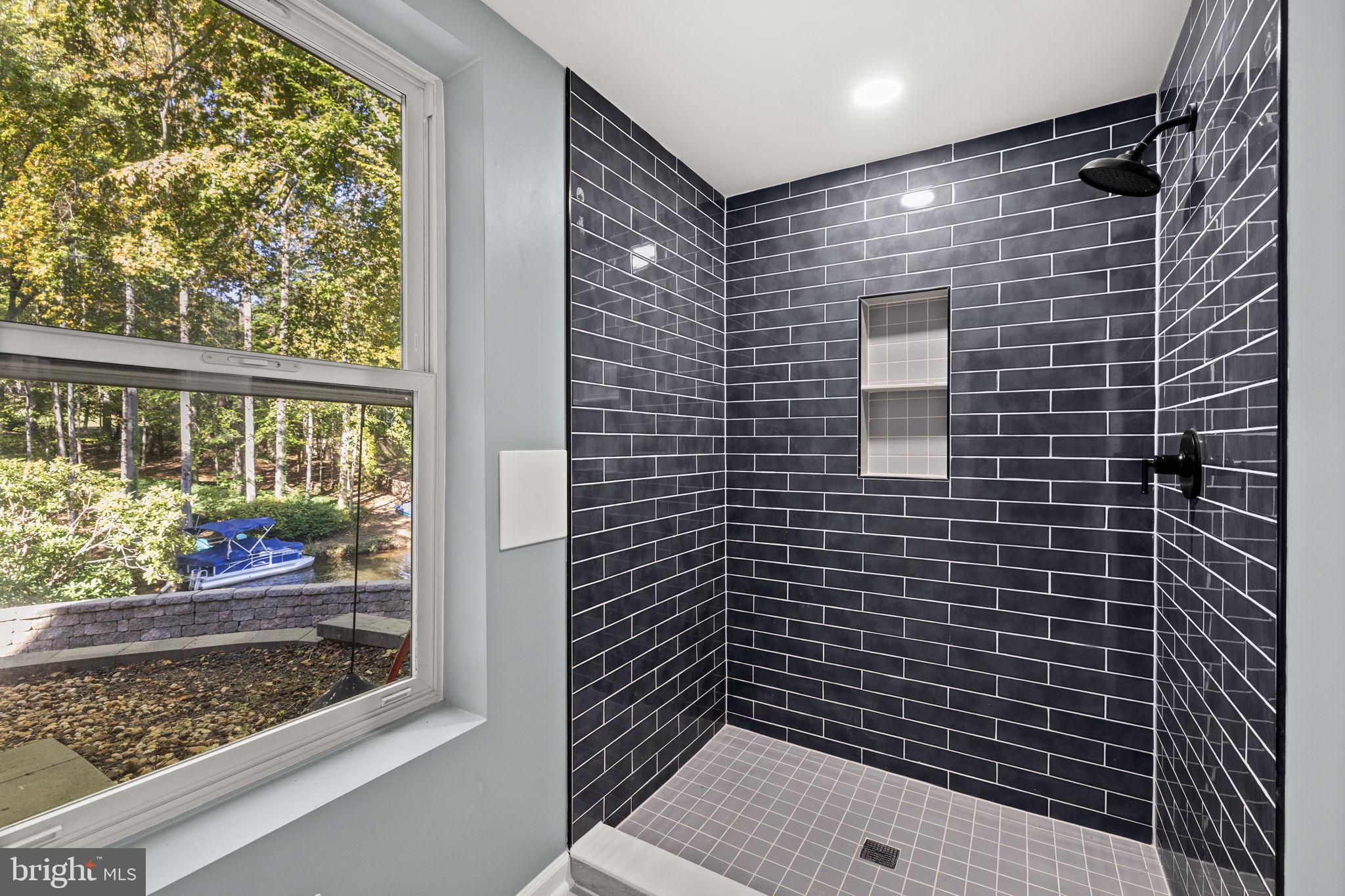 MONTCLAIR - Residential