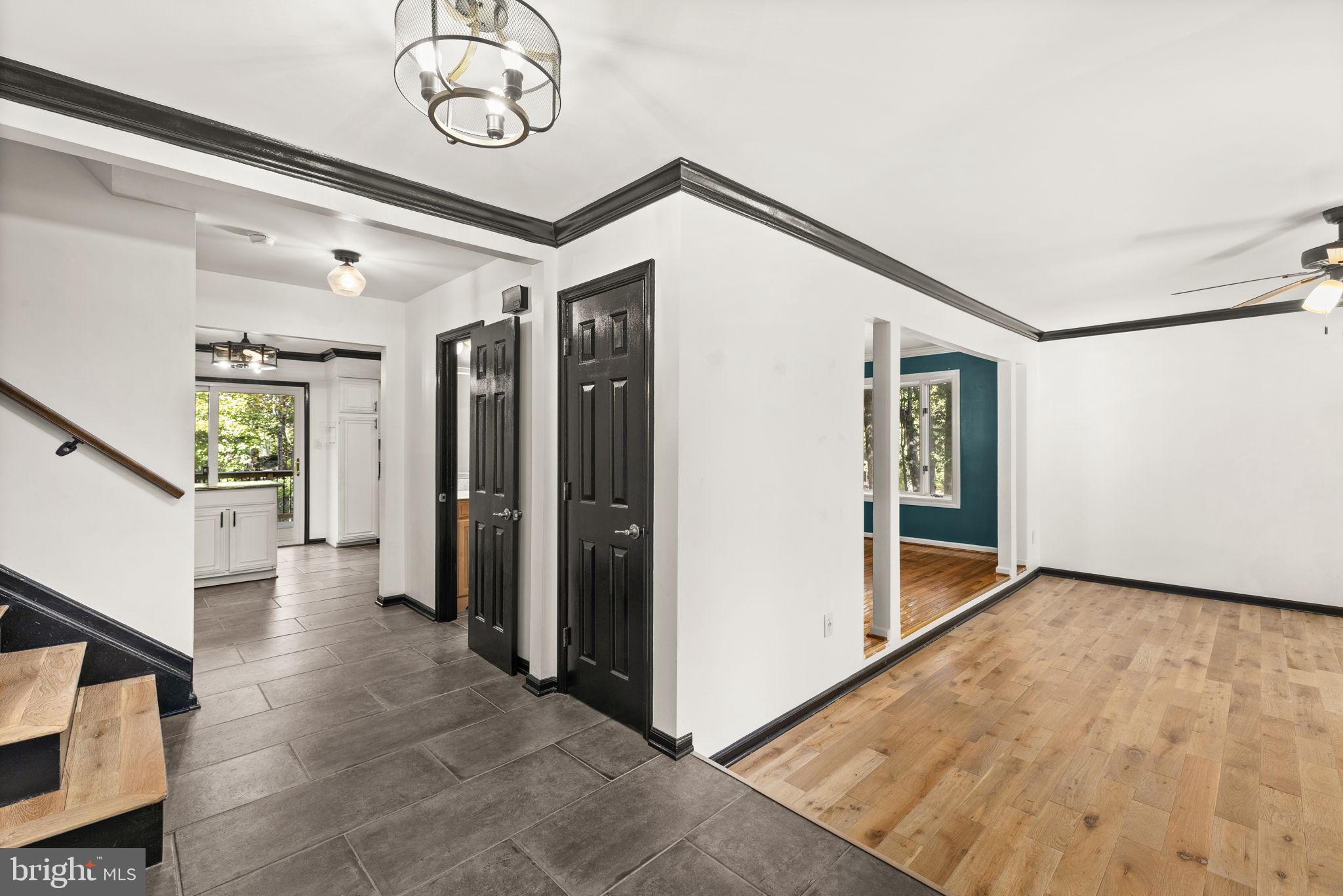 MONTCLAIR - Residential