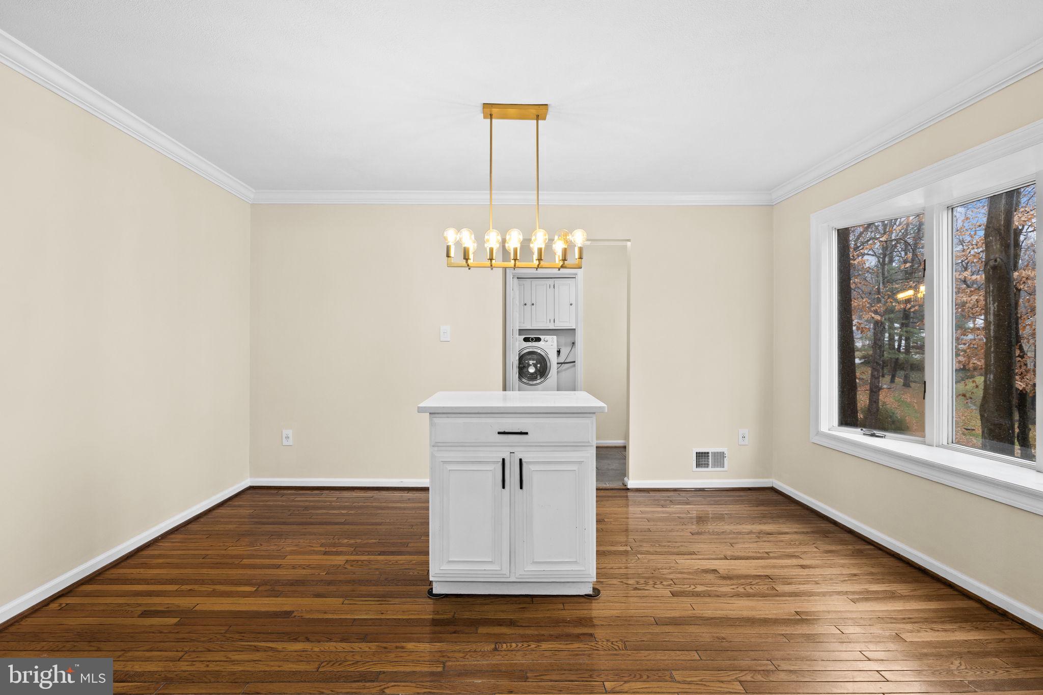 MONTCLAIR - Residential