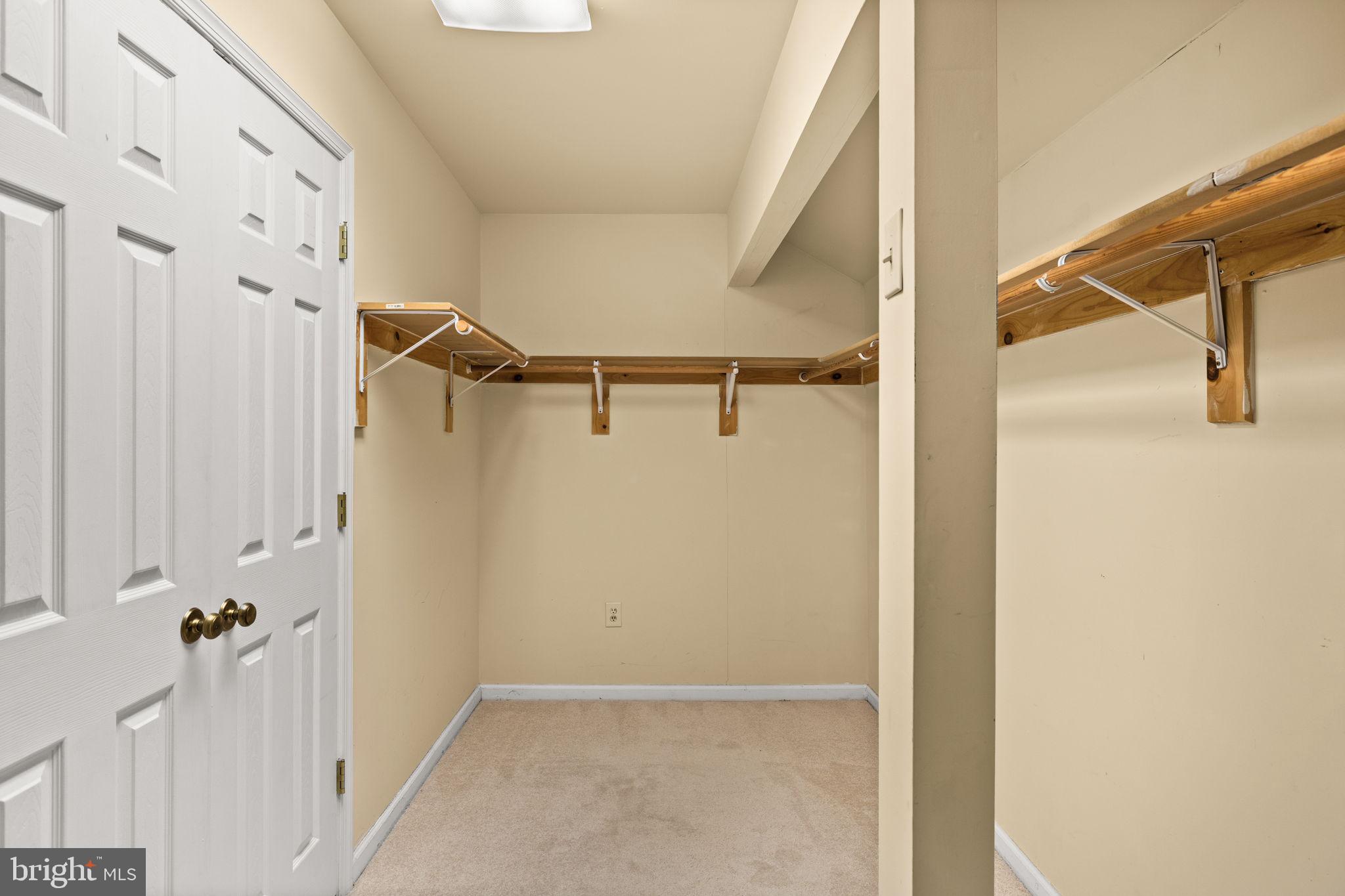 MONTCLAIR - Residential