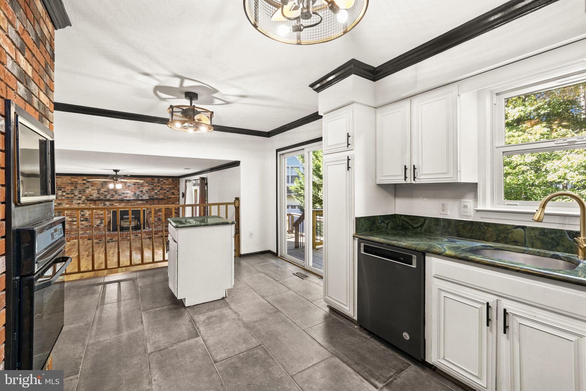 MONTCLAIR - Residential