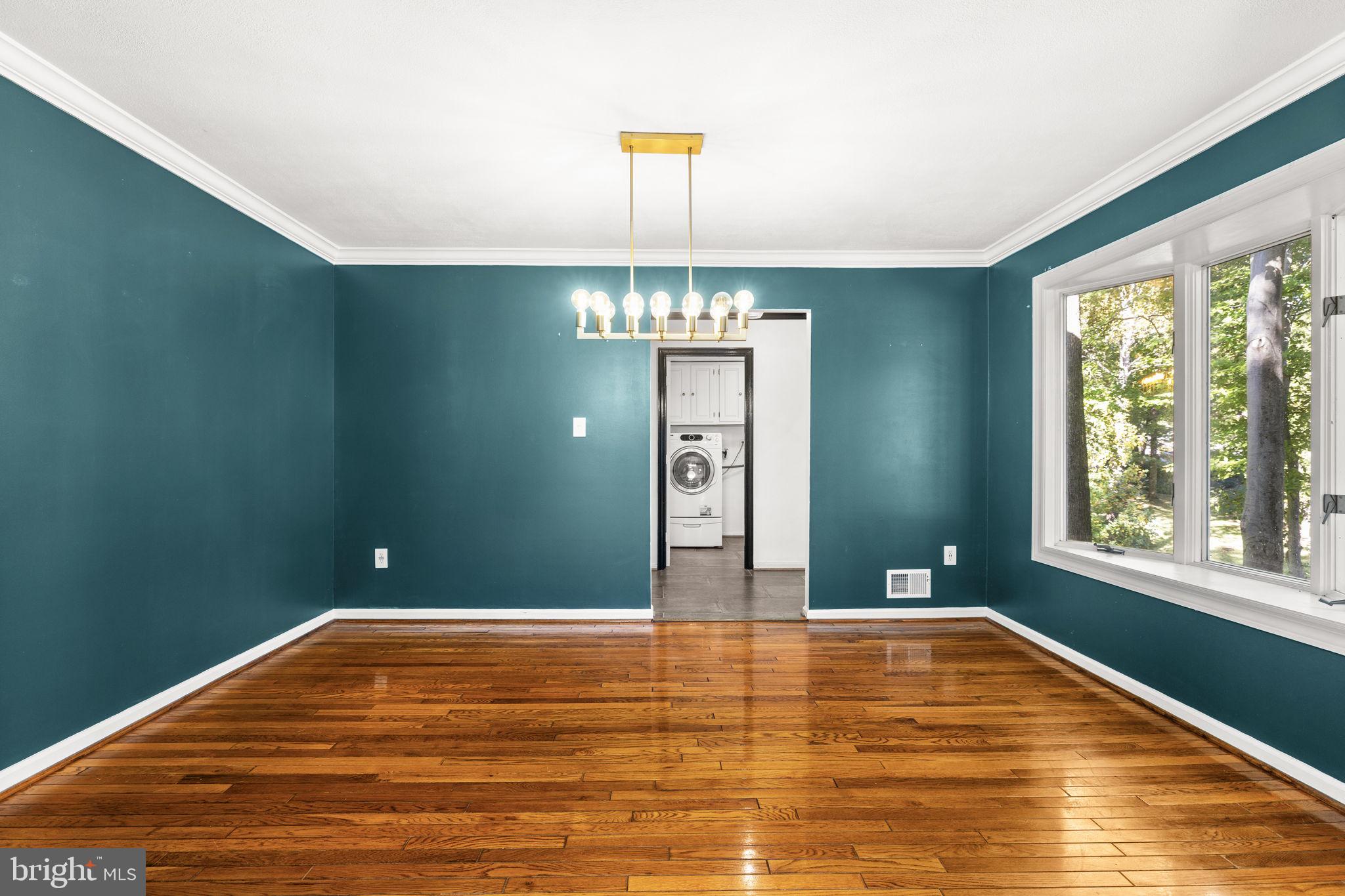 MONTCLAIR - Residential