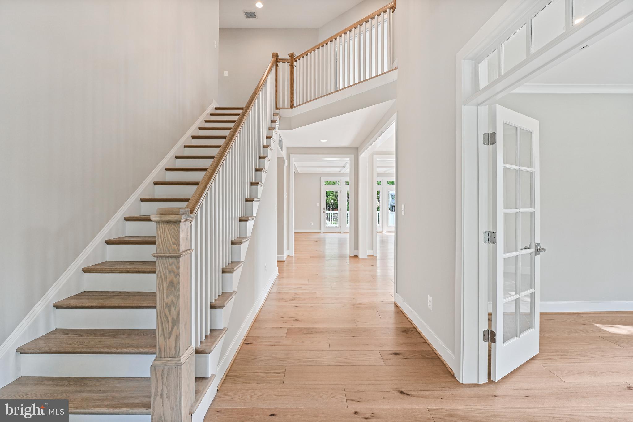 DUNN LORING WOODS - Residential