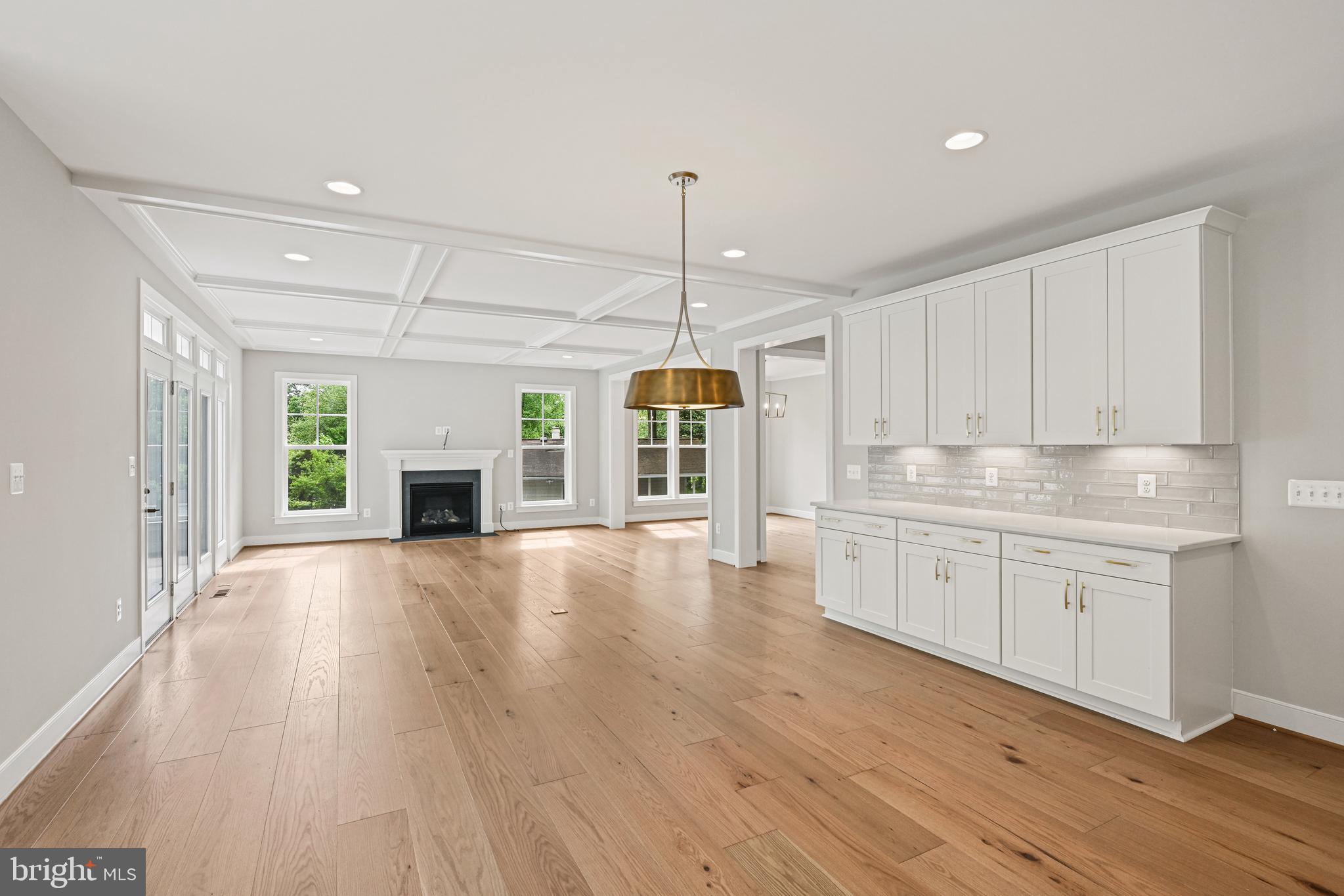 DUNN LORING WOODS - Residential