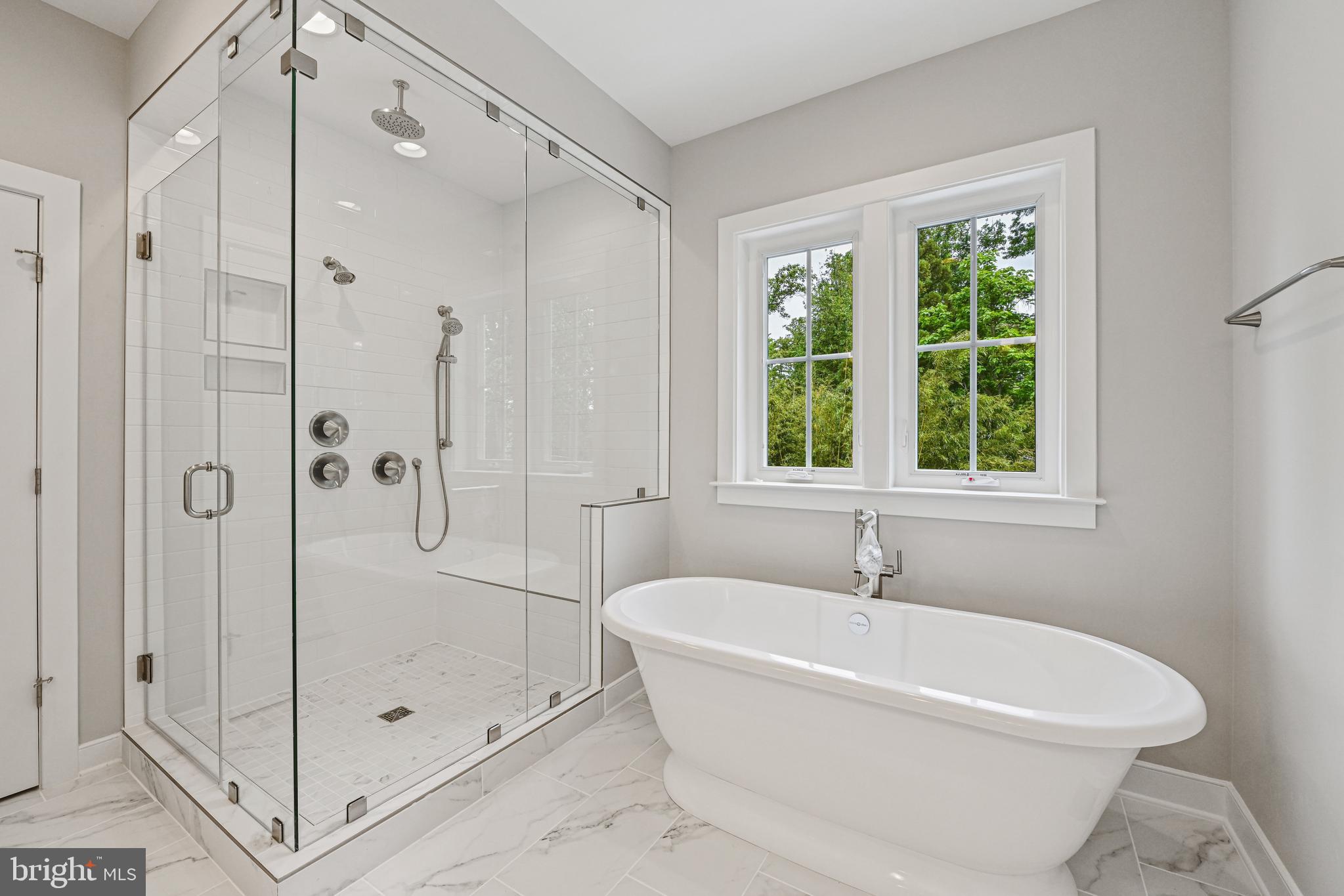 DUNN LORING WOODS - Residential