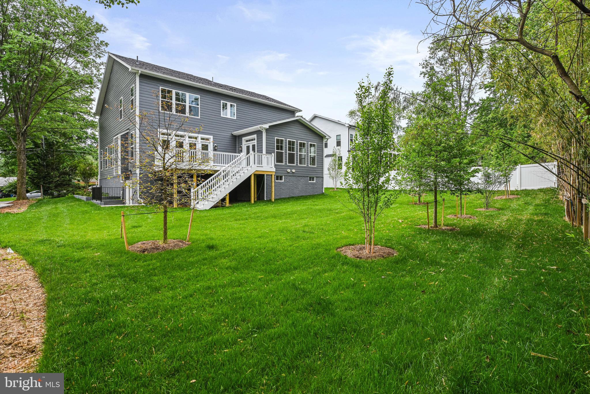 DUNN LORING WOODS - Residential