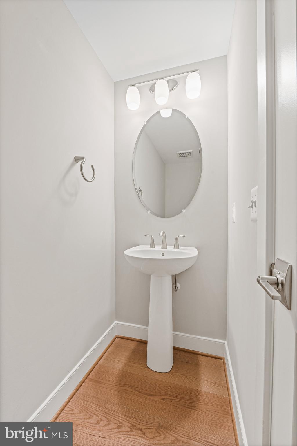 DUNN LORING WOODS - Residential