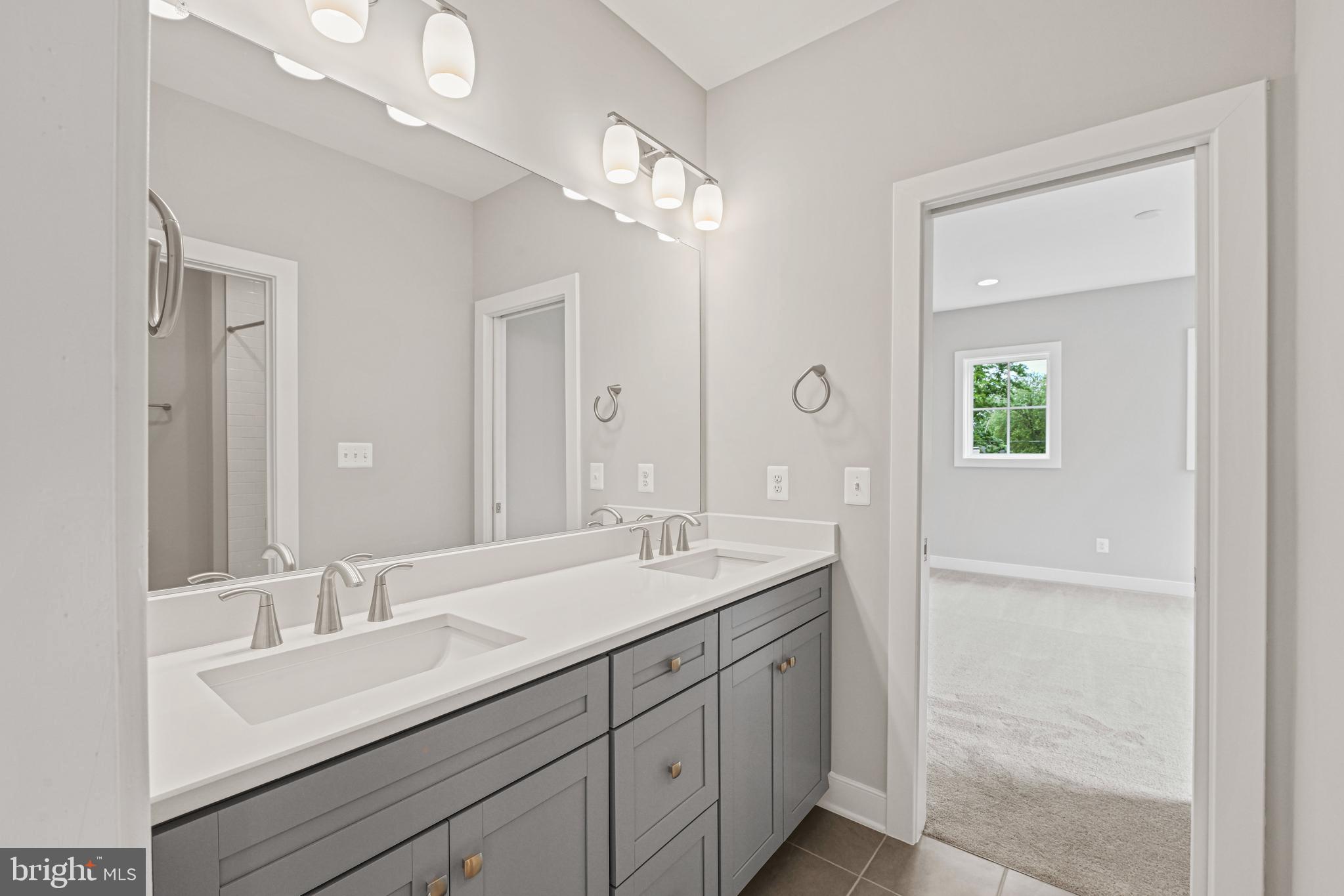 DUNN LORING WOODS - Residential