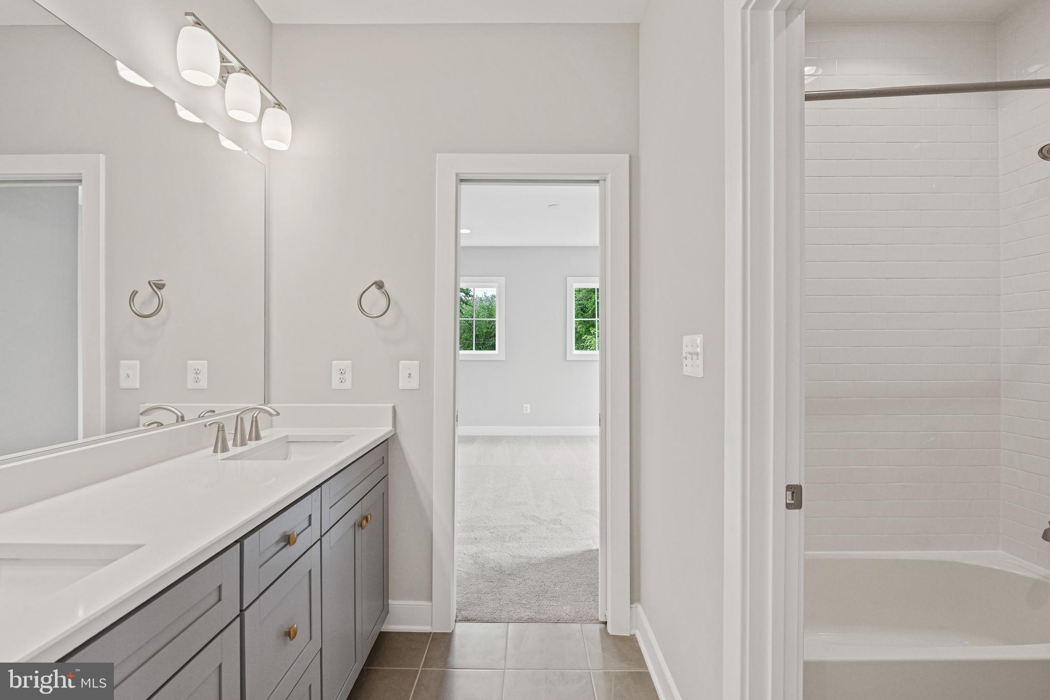 DUNN LORING WOODS - Residential