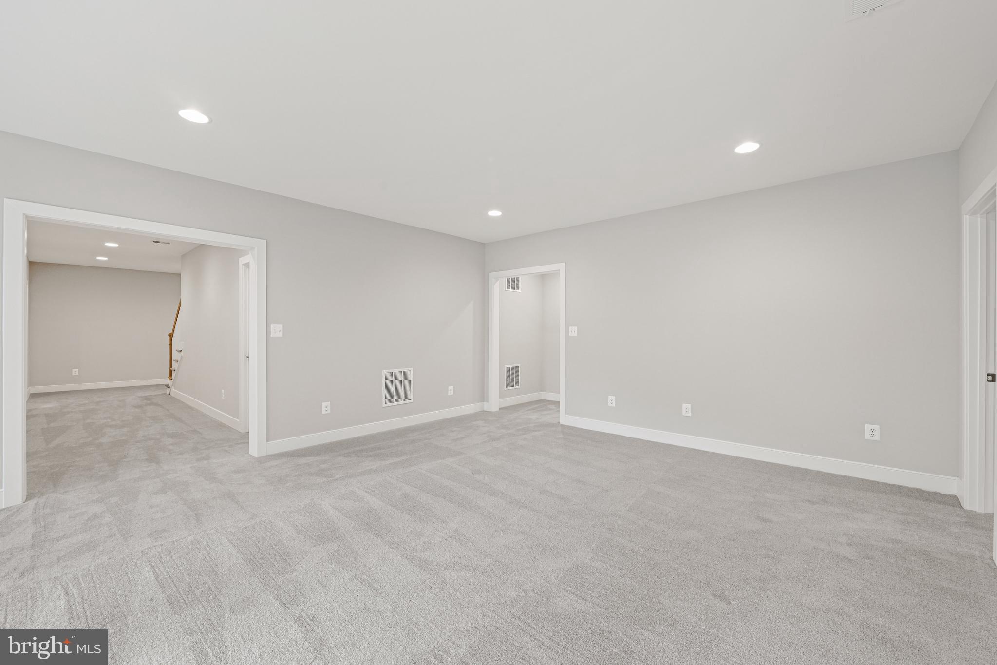 DUNN LORING WOODS - Residential