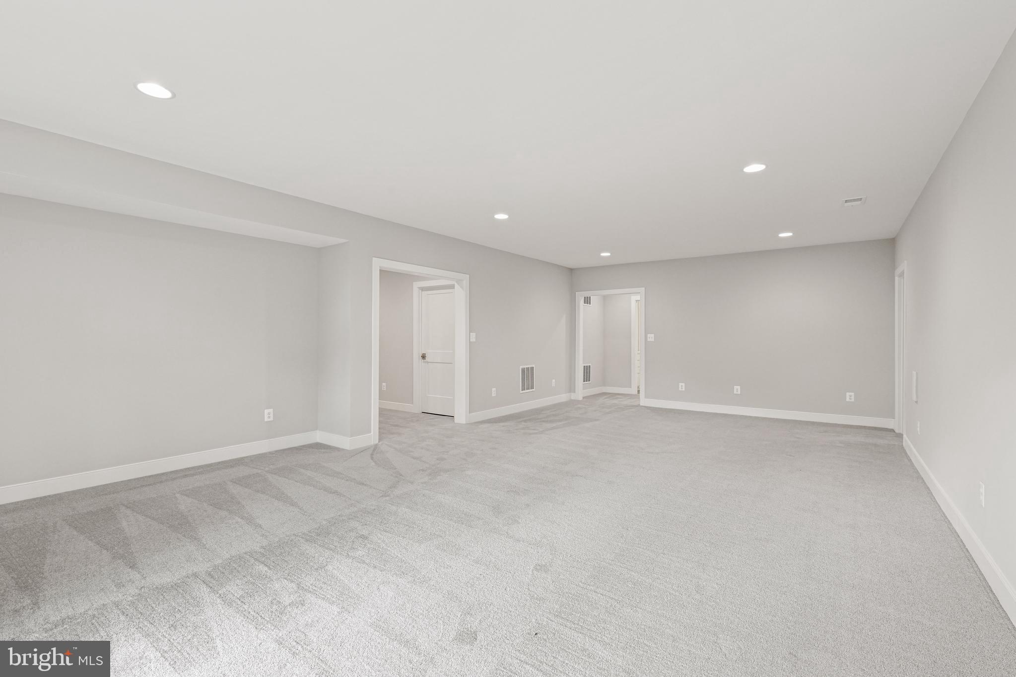 DUNN LORING WOODS - Residential