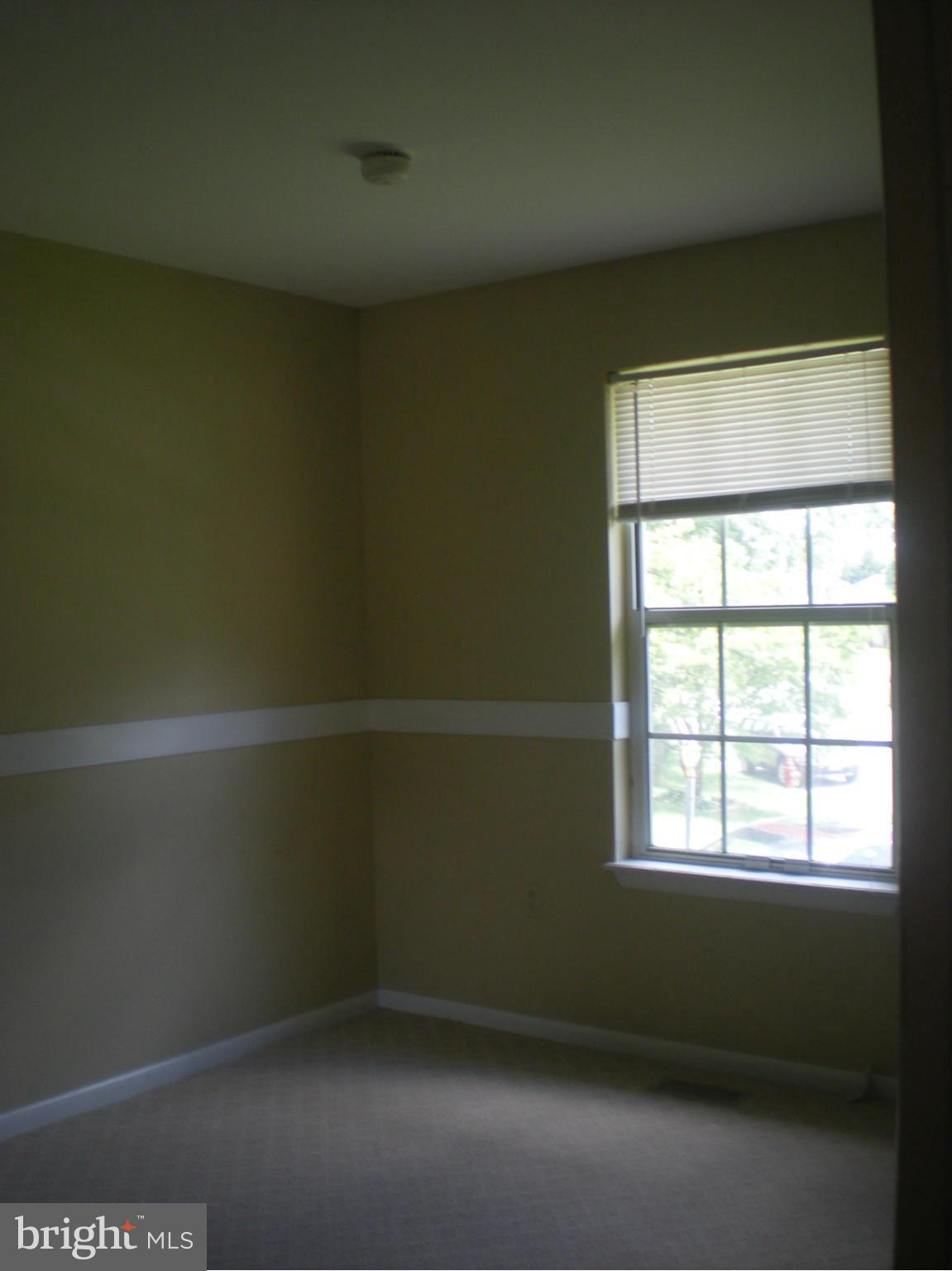 CLIPPER HILL ESTATES - Residential Lease