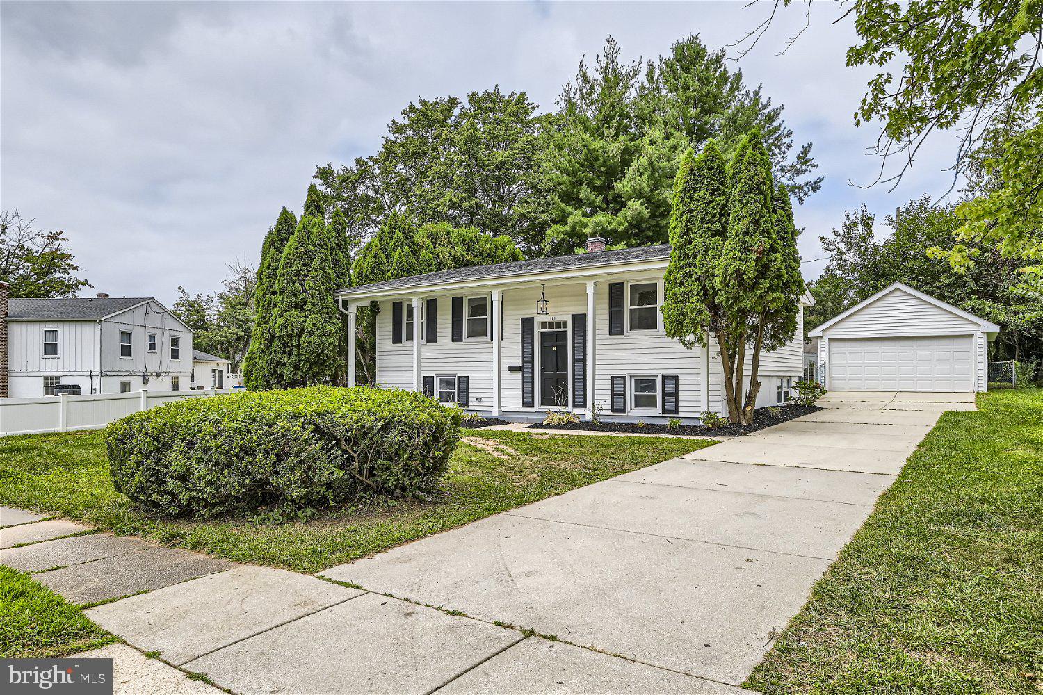 SUBURBIA - Residential