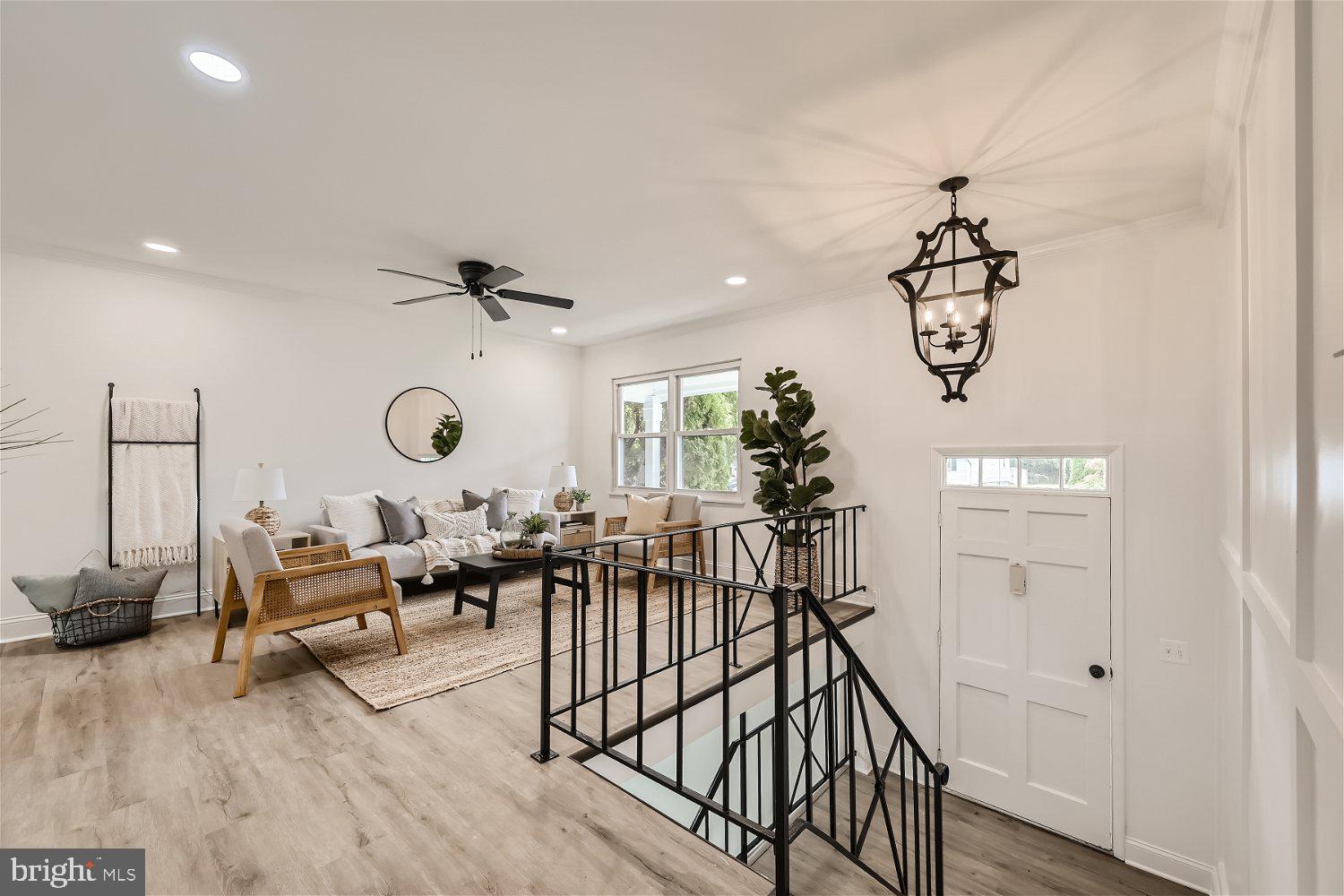 SUBURBIA - Residential