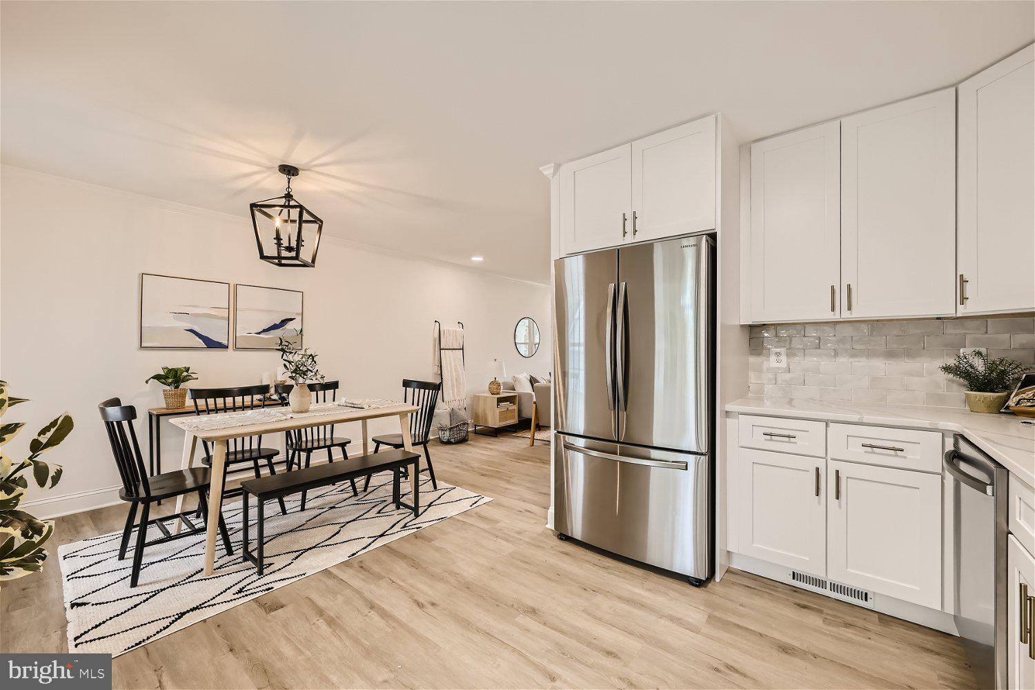 SUBURBIA - Residential