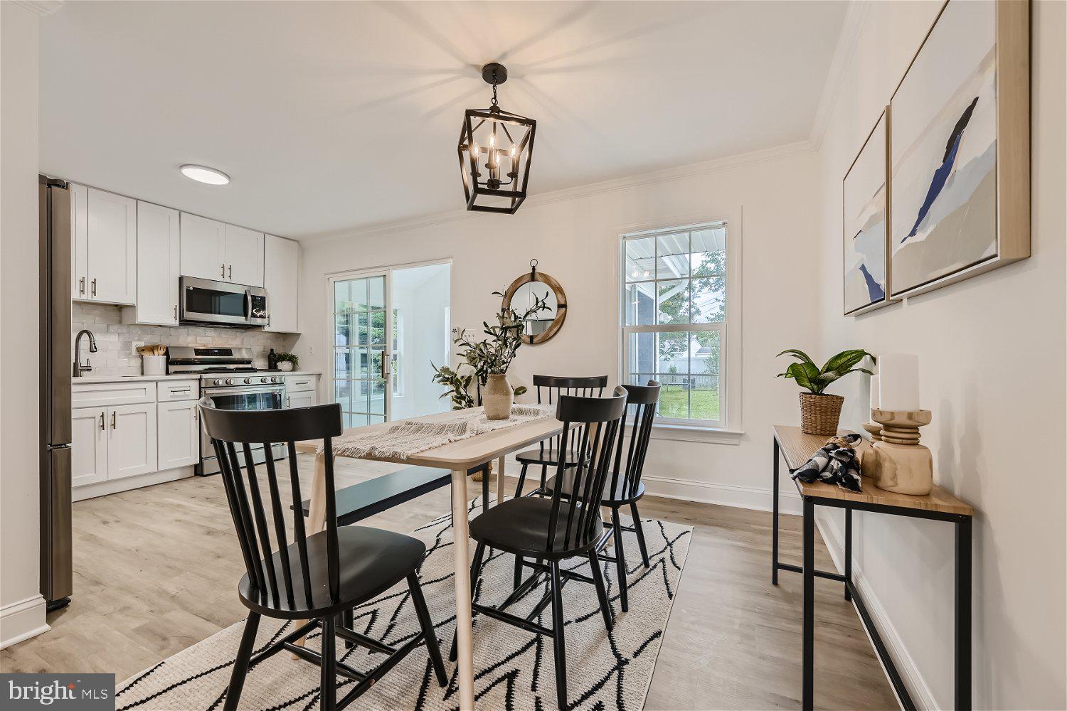 SUBURBIA - Residential