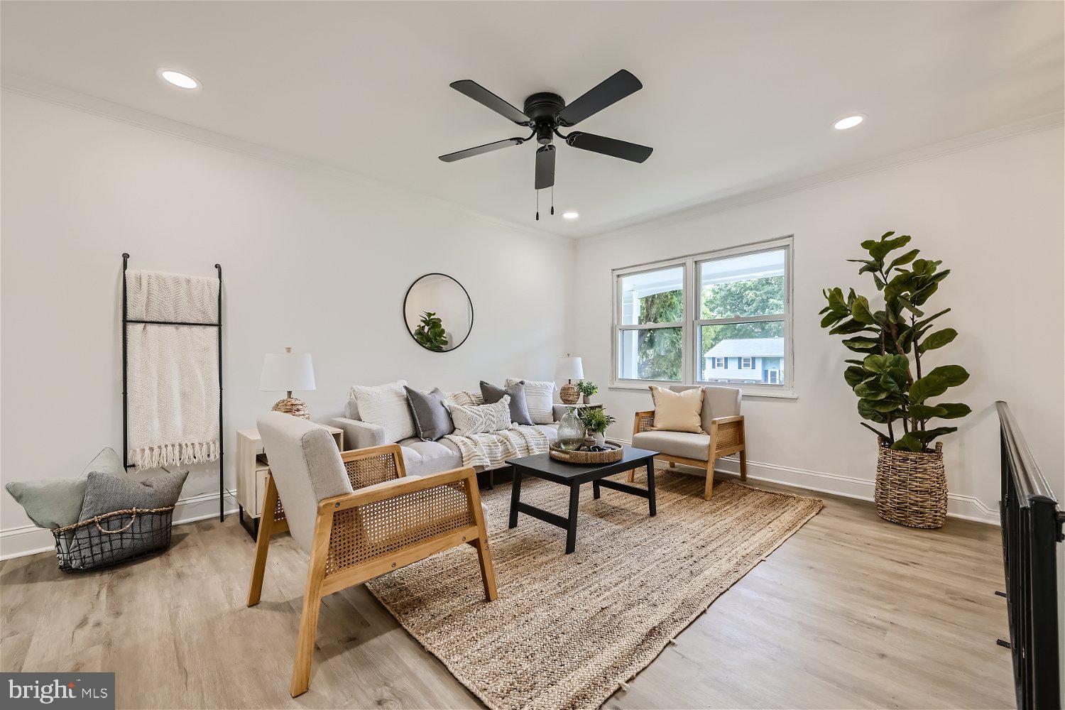 SUBURBIA - Residential