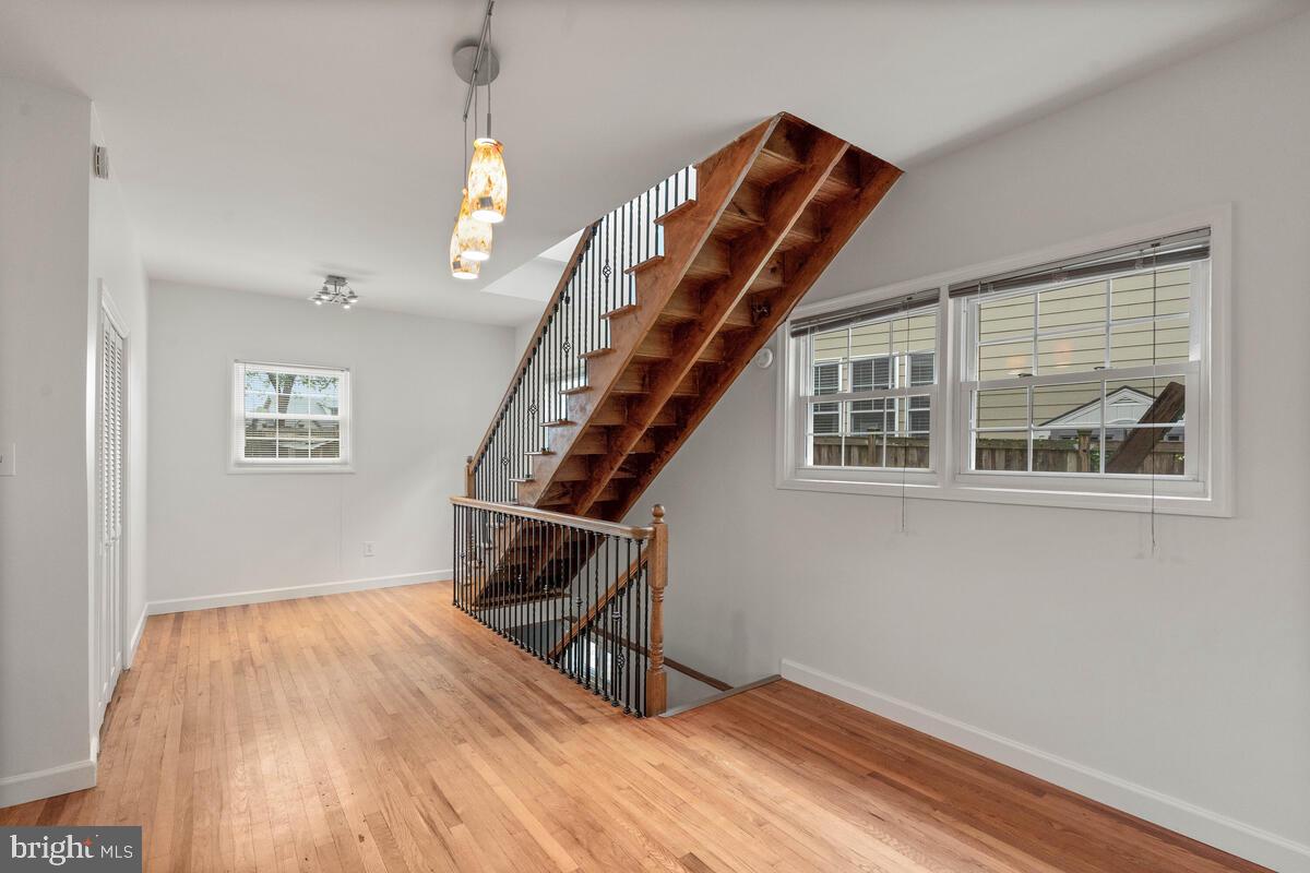 NORTH BETHESDA GROVE - Residential Lease