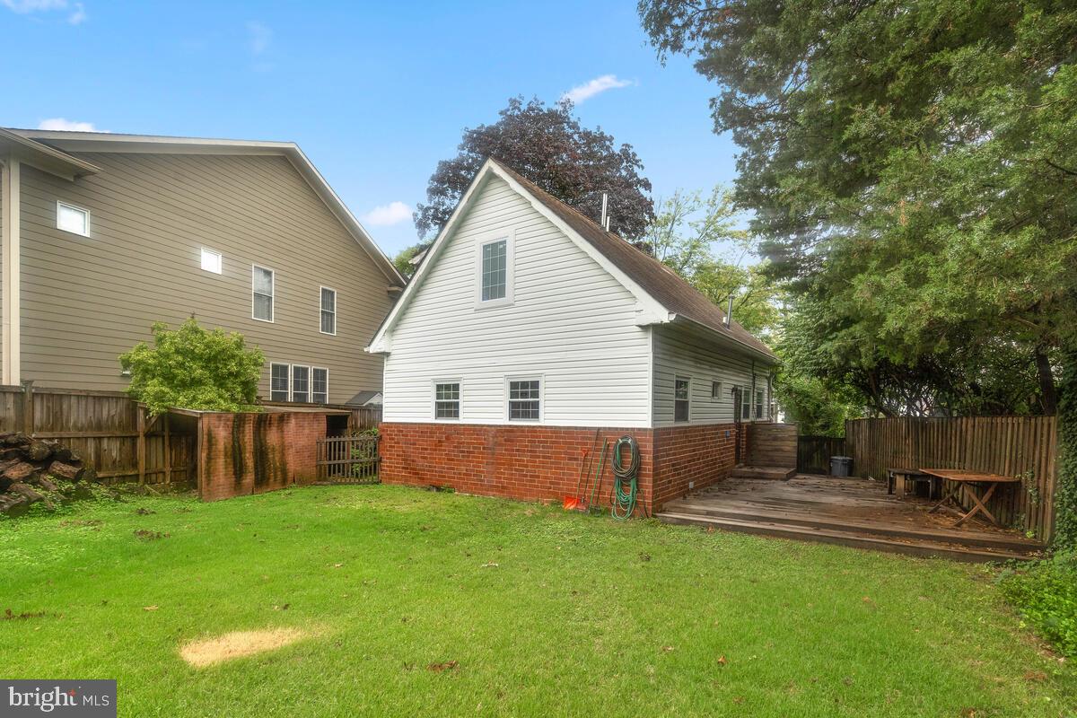 NORTH BETHESDA GROVE - Residential Lease