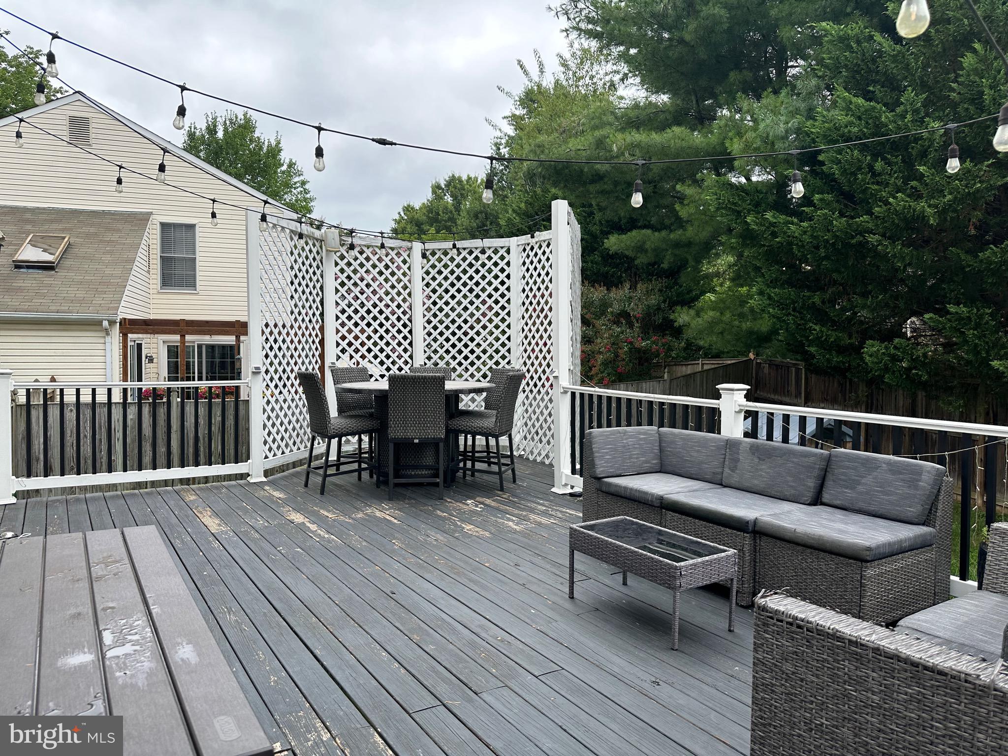 GUNNERS LAKE VILLAGE - Residential