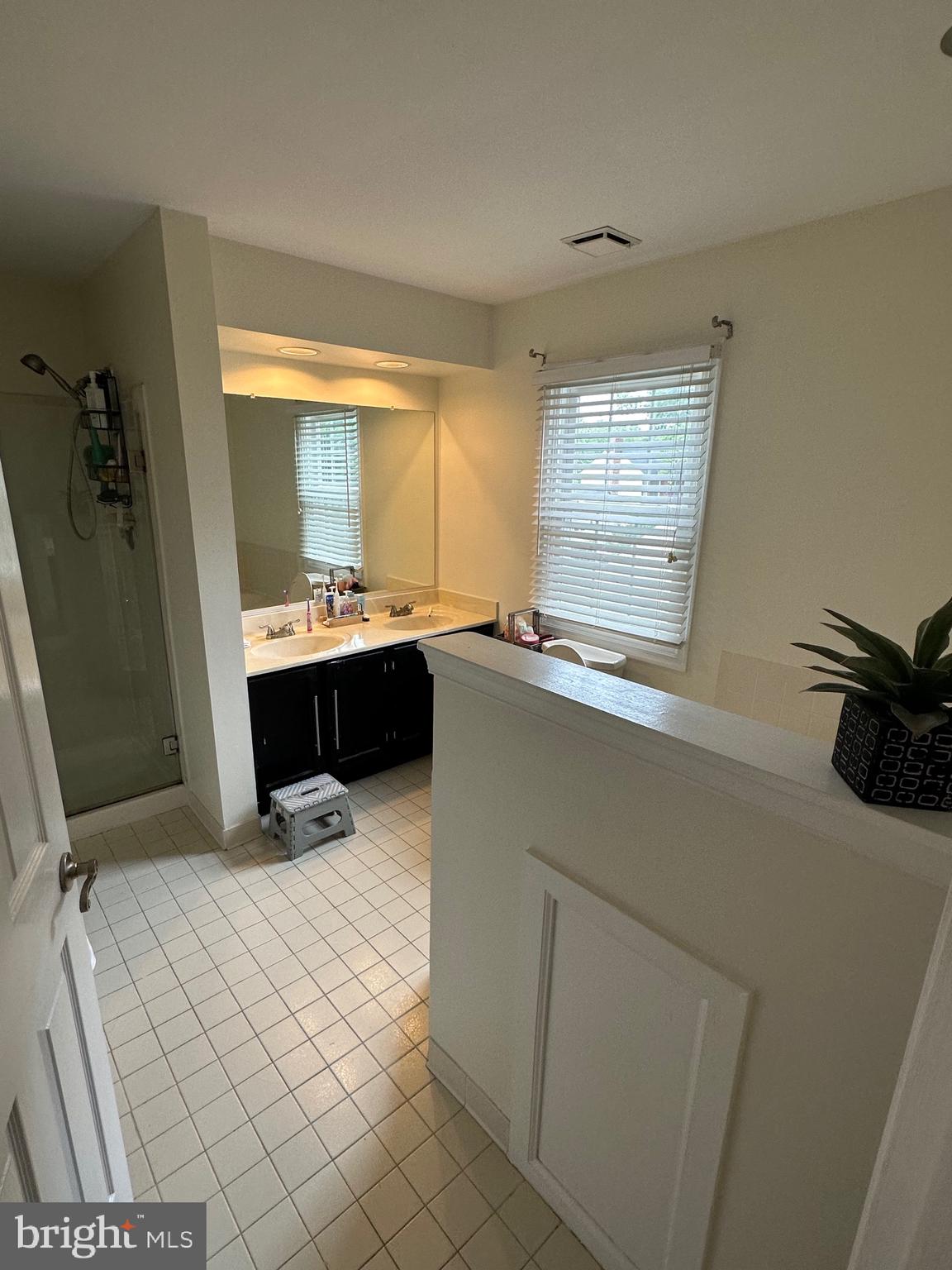 GUNNERS LAKE VILLAGE - Residential