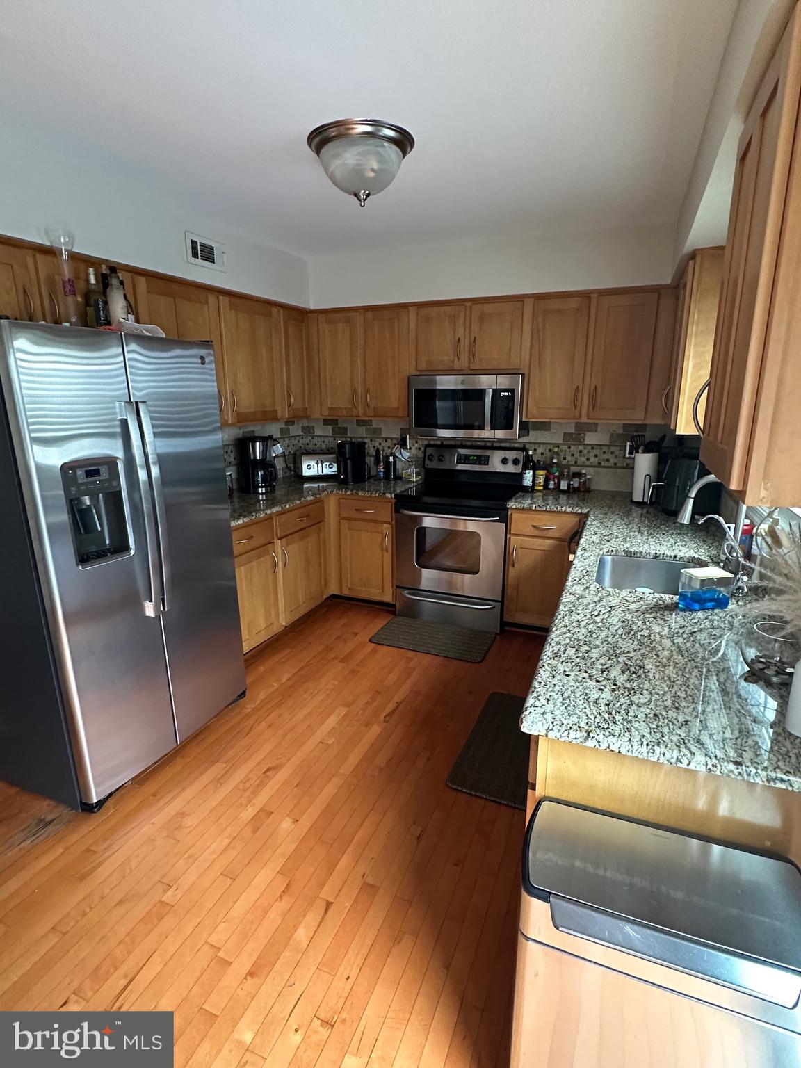 GUNNERS LAKE VILLAGE - Residential