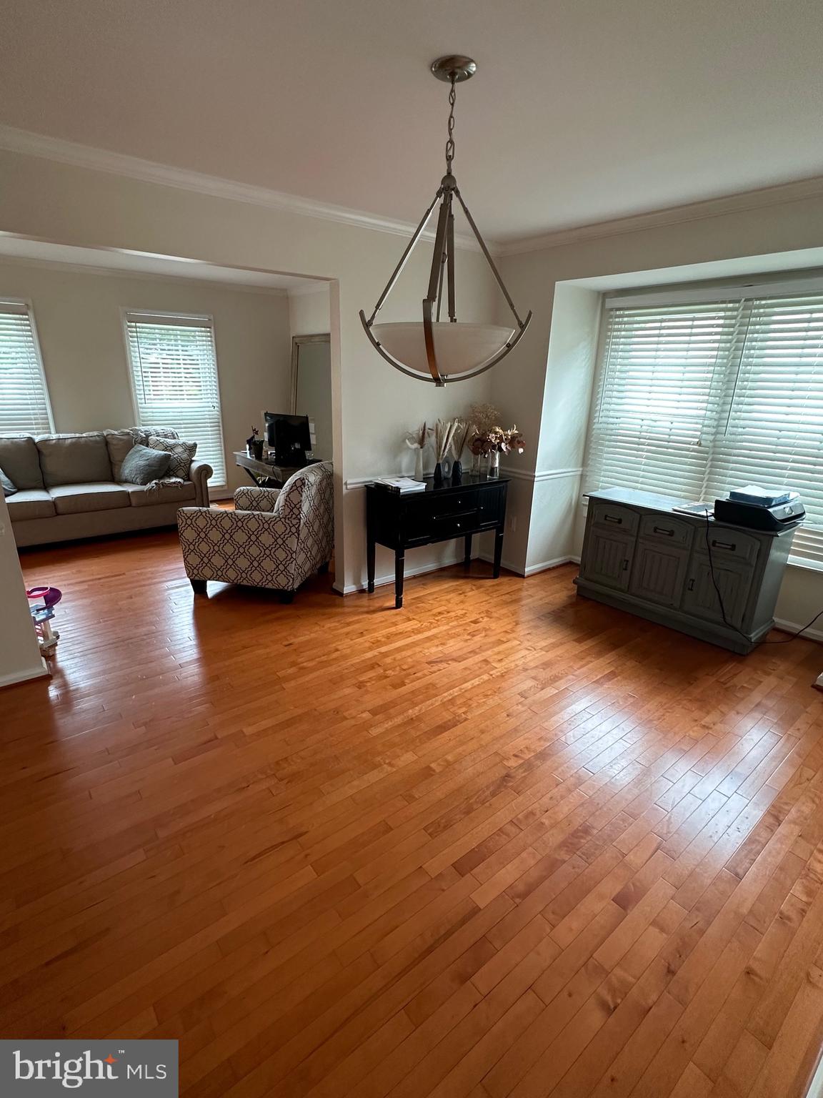 GUNNERS LAKE VILLAGE - Residential