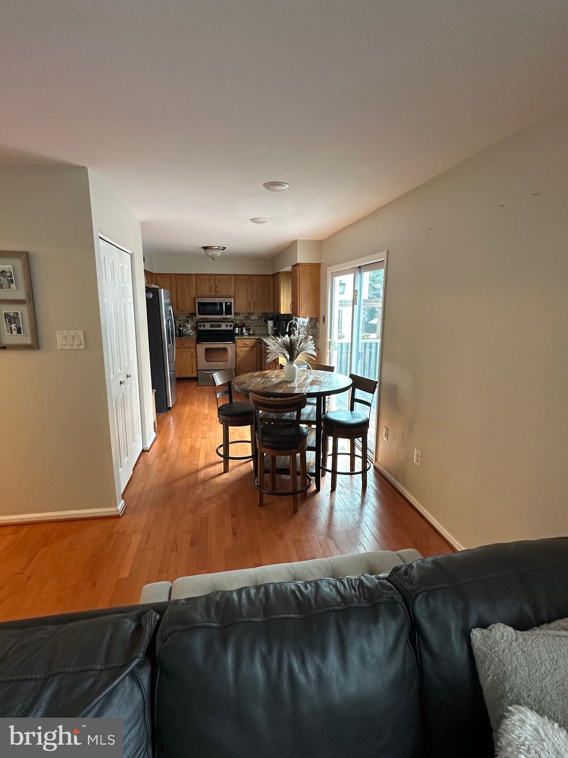 GUNNERS LAKE VILLAGE - Residential