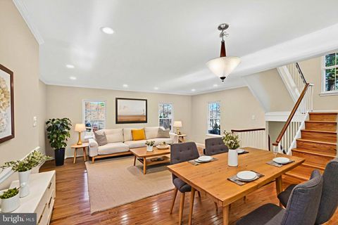 7701 SOLOMON SEAL DRIVE SPRINGFIELD VA 22152