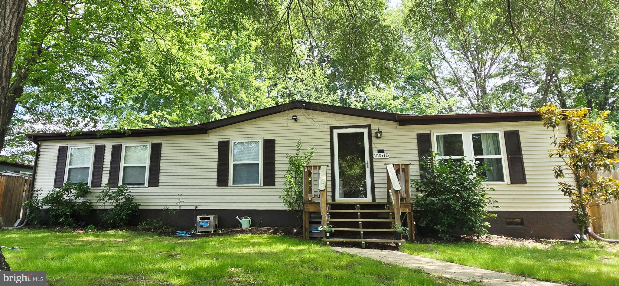 22518 ARMSWORTHY COURT