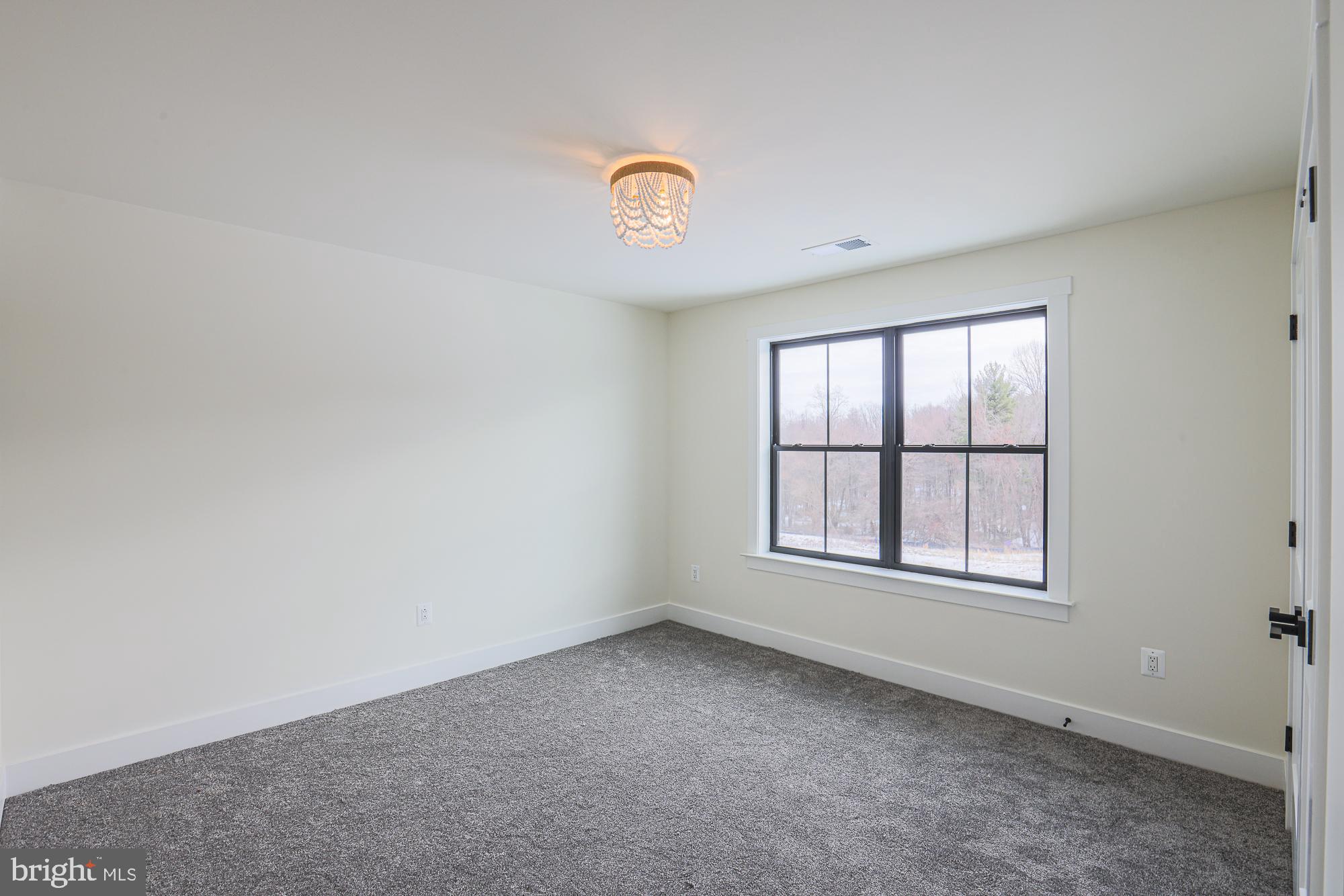 ALISON'S RIDGE - Residential