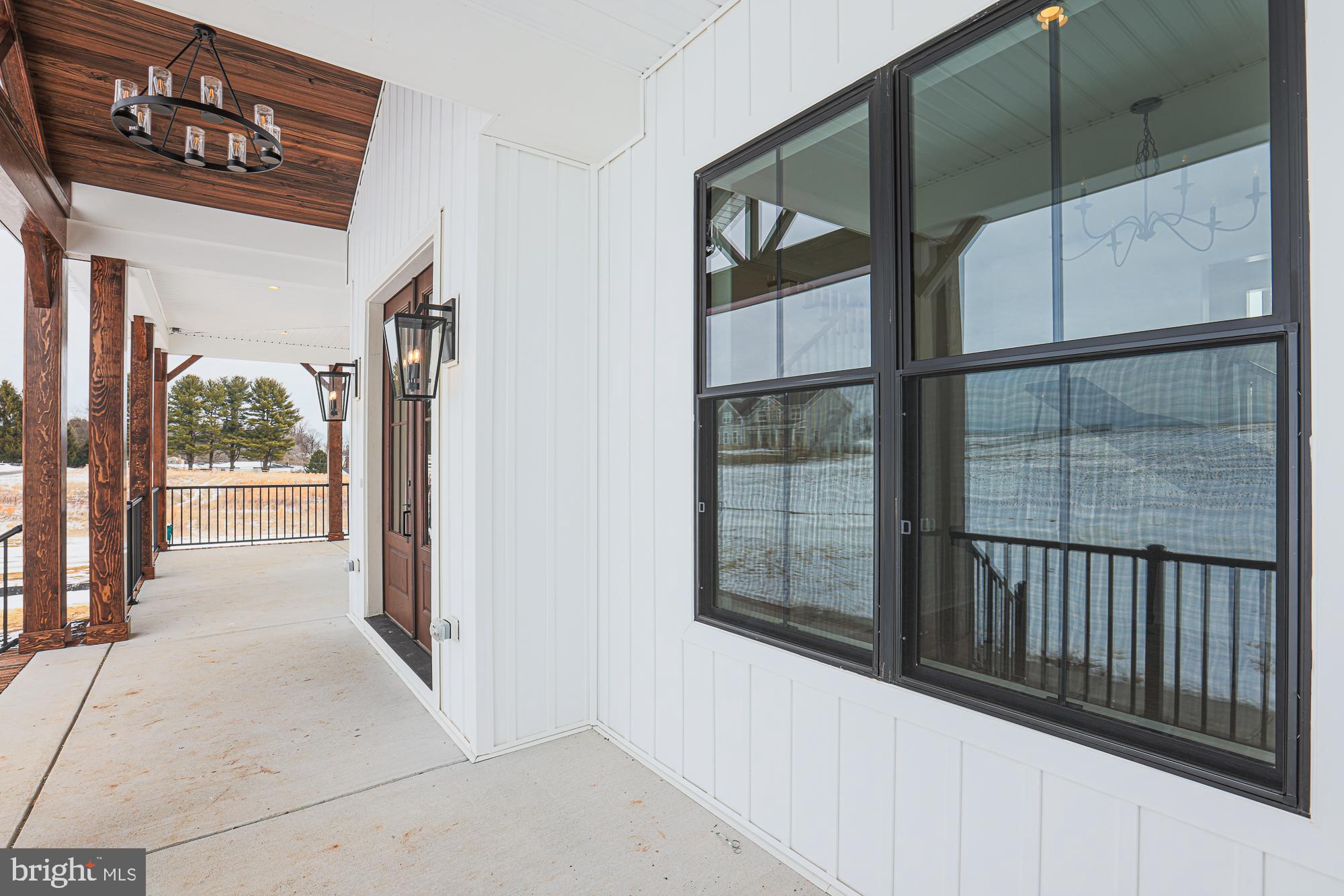 ALISON'S RIDGE - Residential