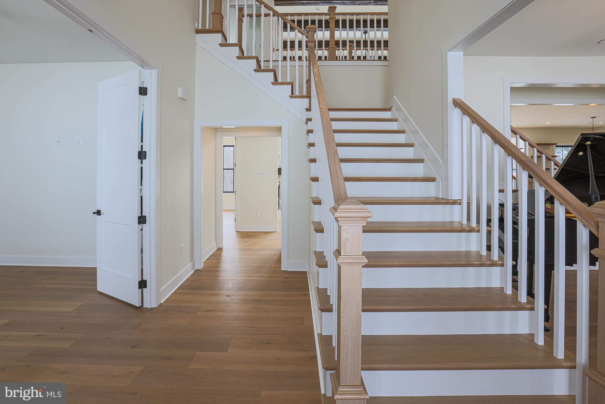 ALISON'S RIDGE - Residential