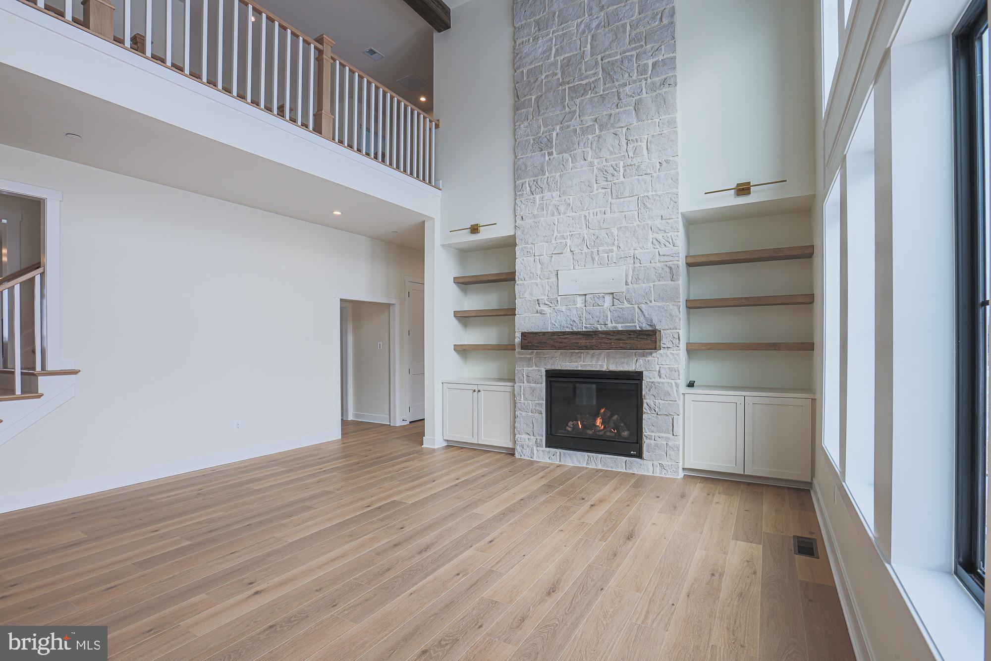 ALISON'S RIDGE - Residential