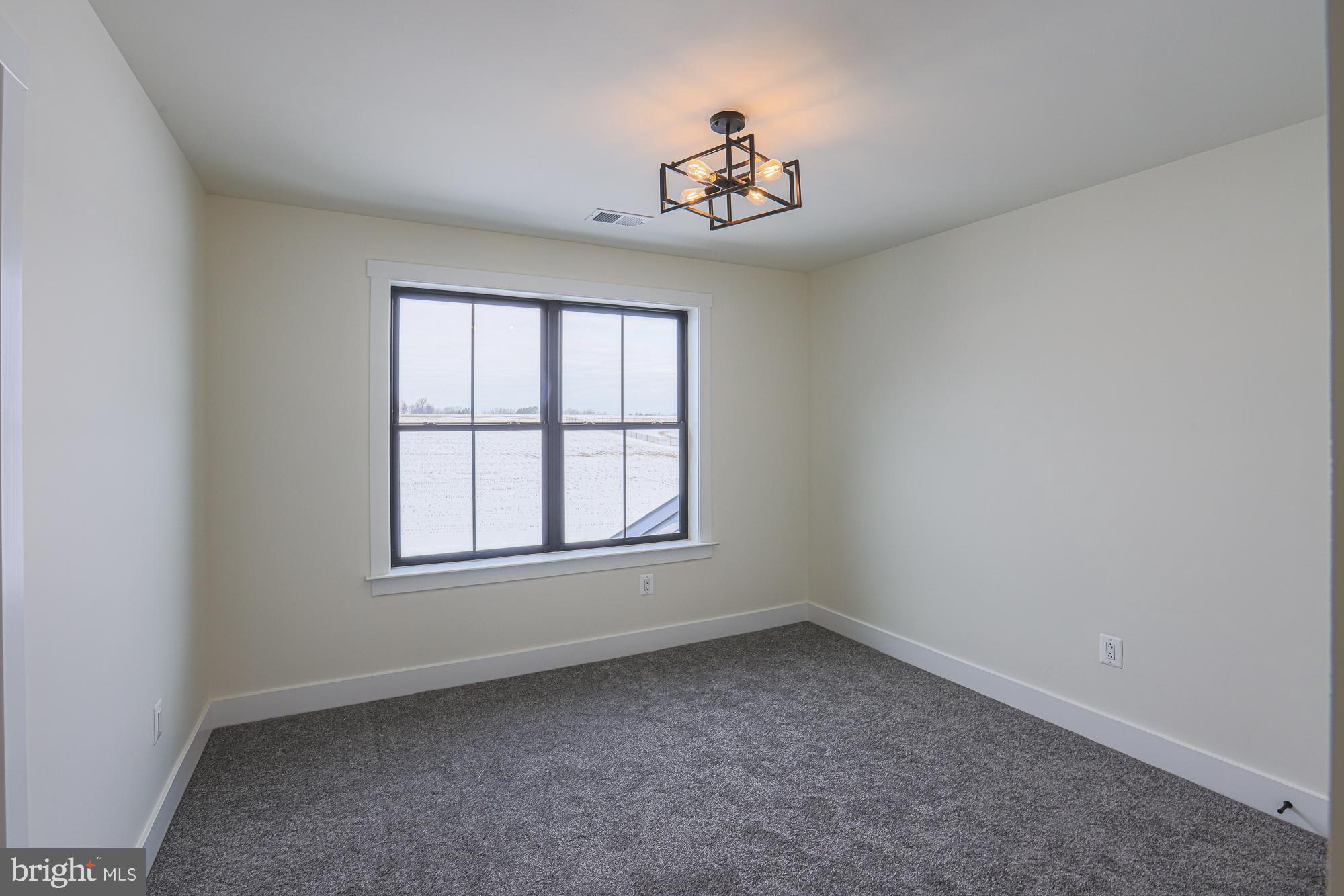 ALISON'S RIDGE - Residential