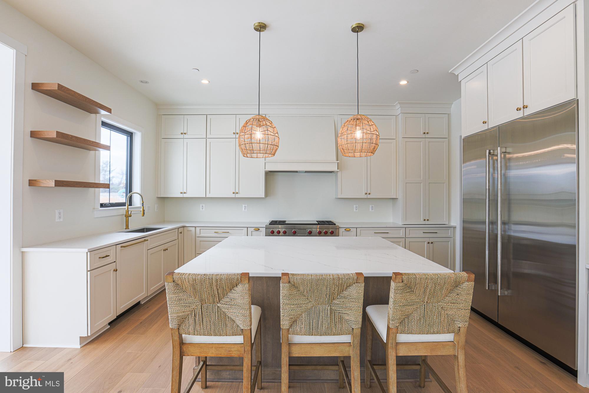 ALISON'S RIDGE - Residential