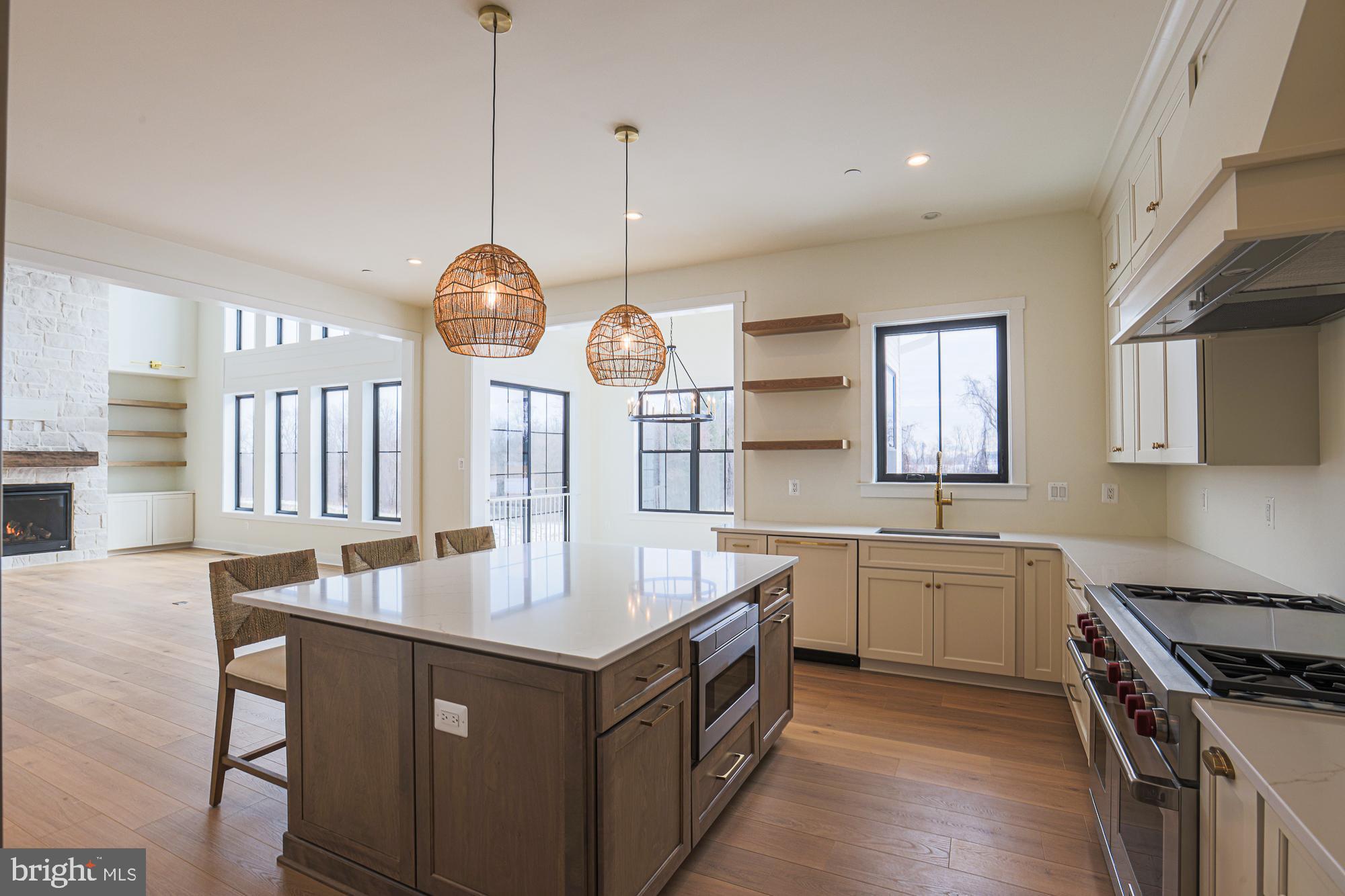 ALISON'S RIDGE - Residential