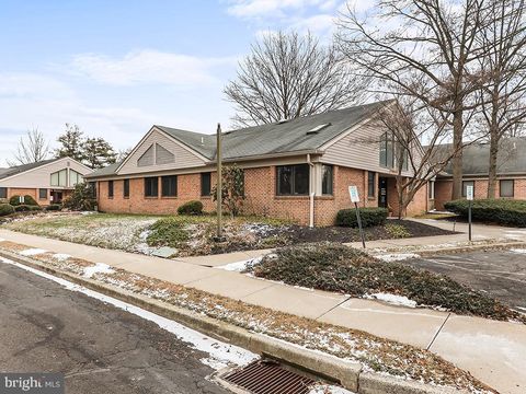 Photo of 370 Middletown Boulevard #506, LANGHORNE, PA 19047 (MLS # PABU2111828)