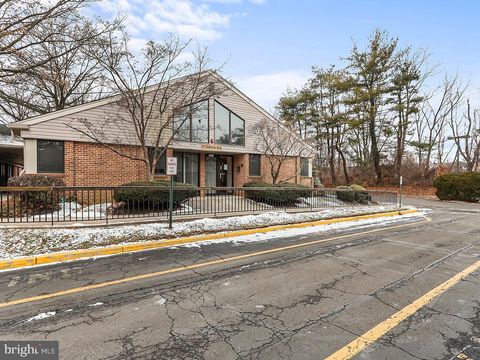 Photo of 370 Middletown Boulevard #506, LANGHORNE, PA 19047 (MLS # PABU2111828)