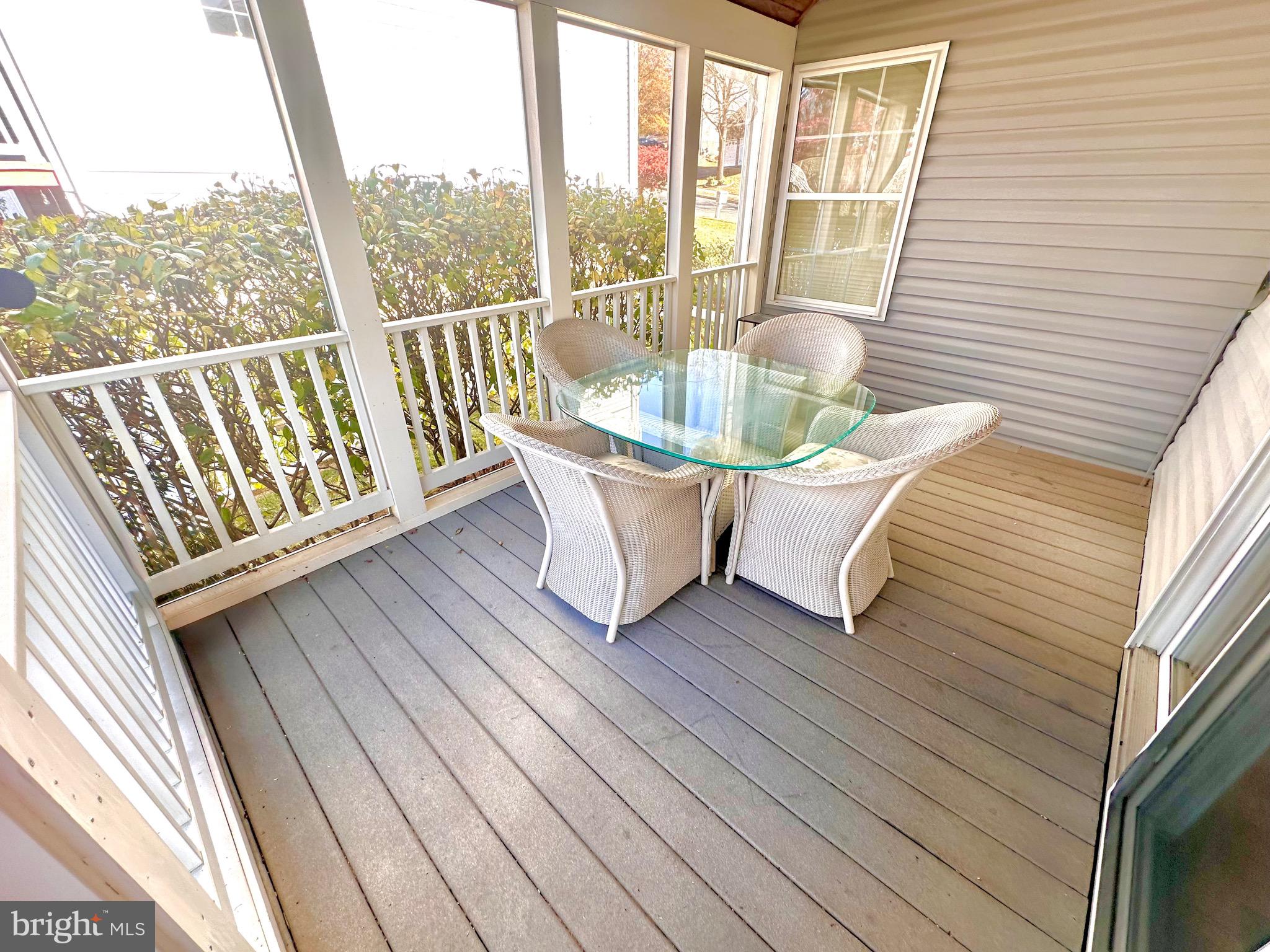 EQUESTRIAN ACRES - Residential