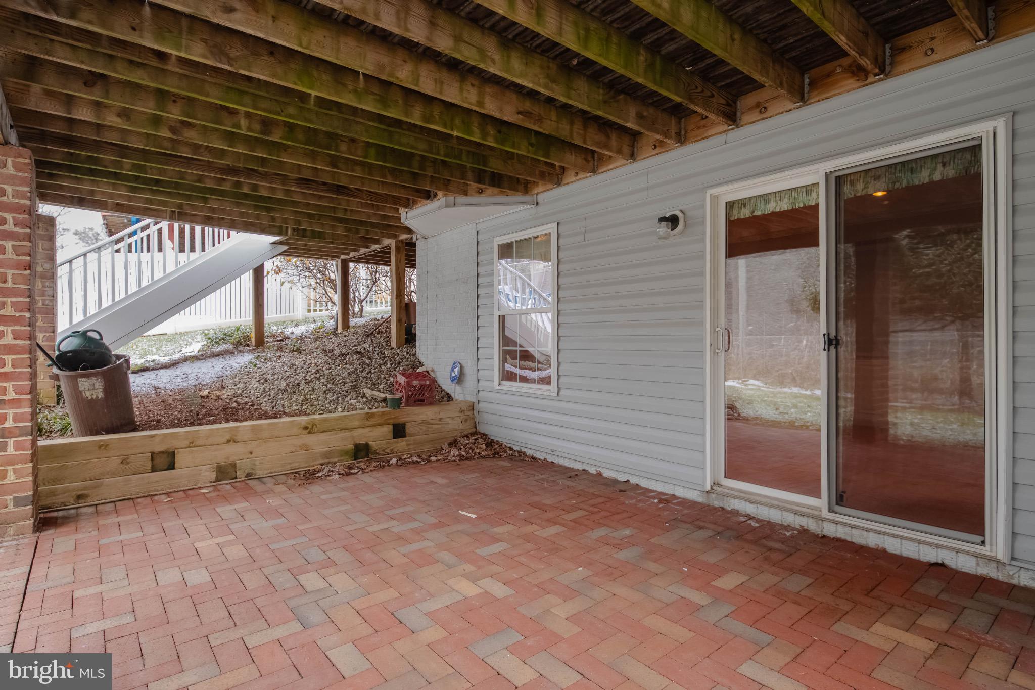 EQUESTRIAN ACRES - Residential