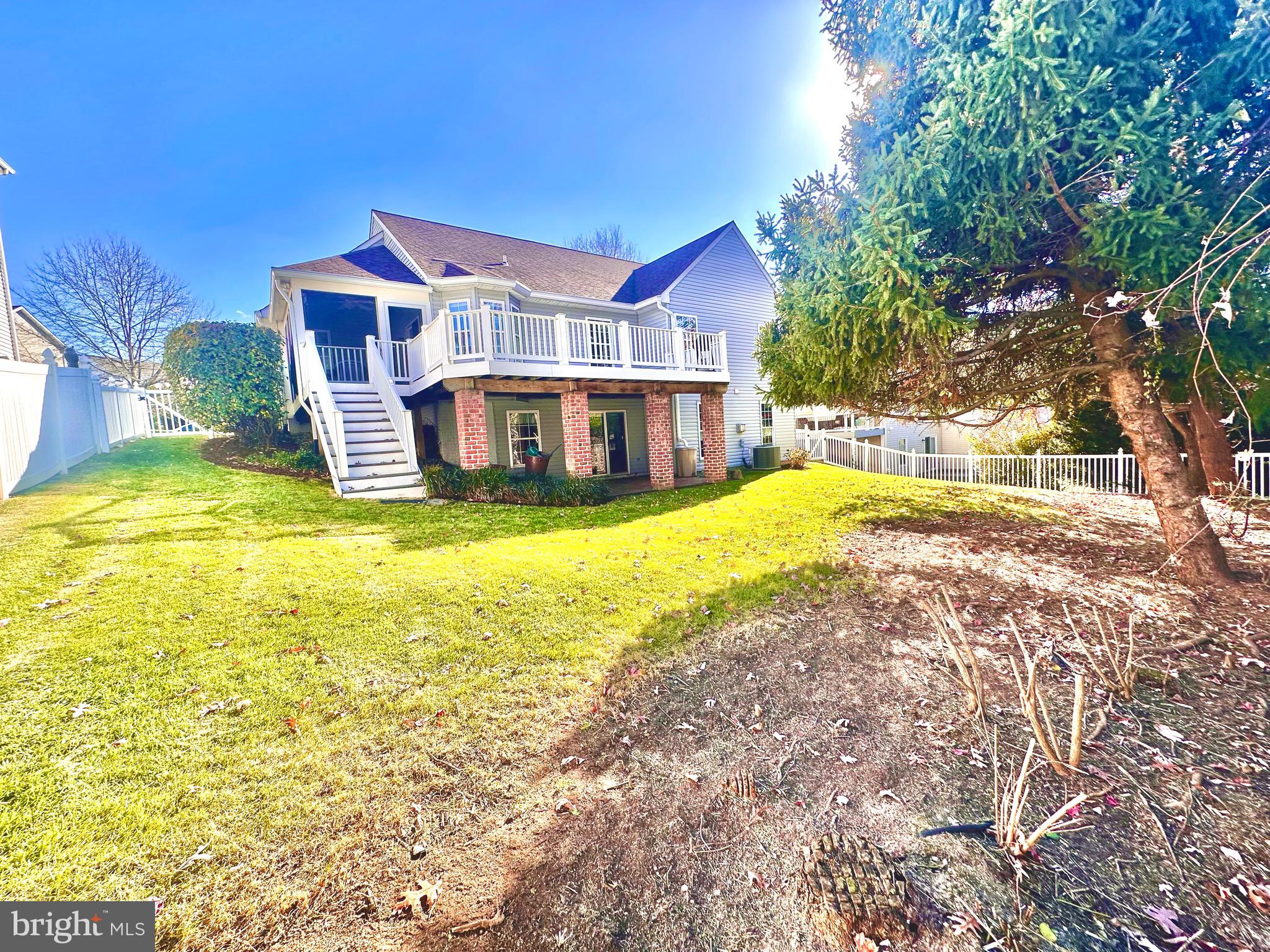 EQUESTRIAN ACRES - Residential