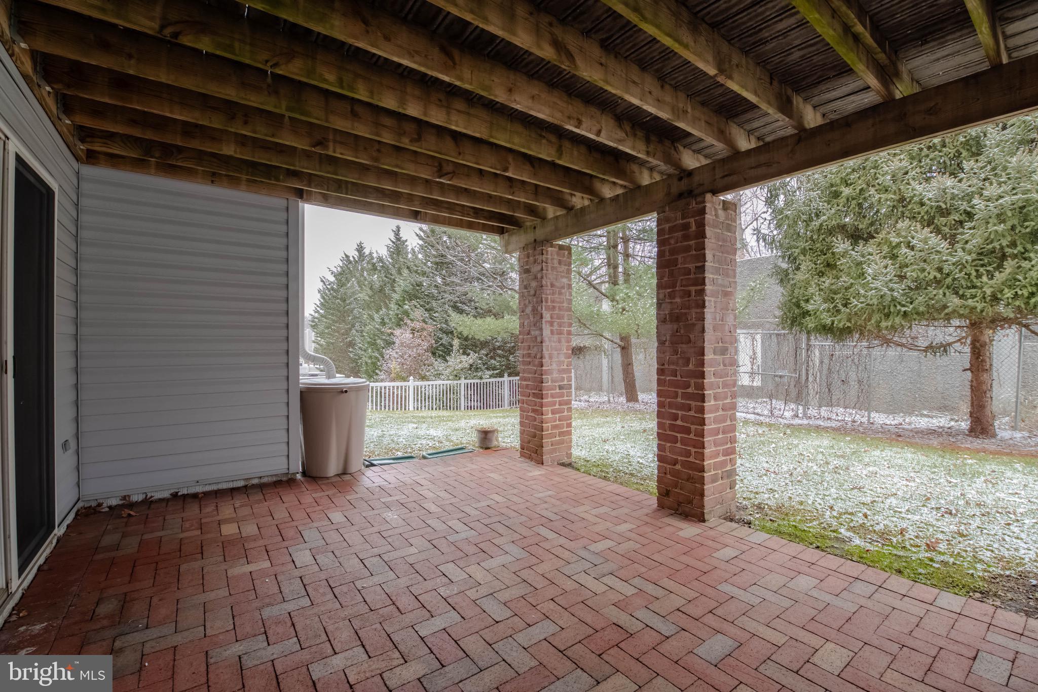 EQUESTRIAN ACRES - Residential